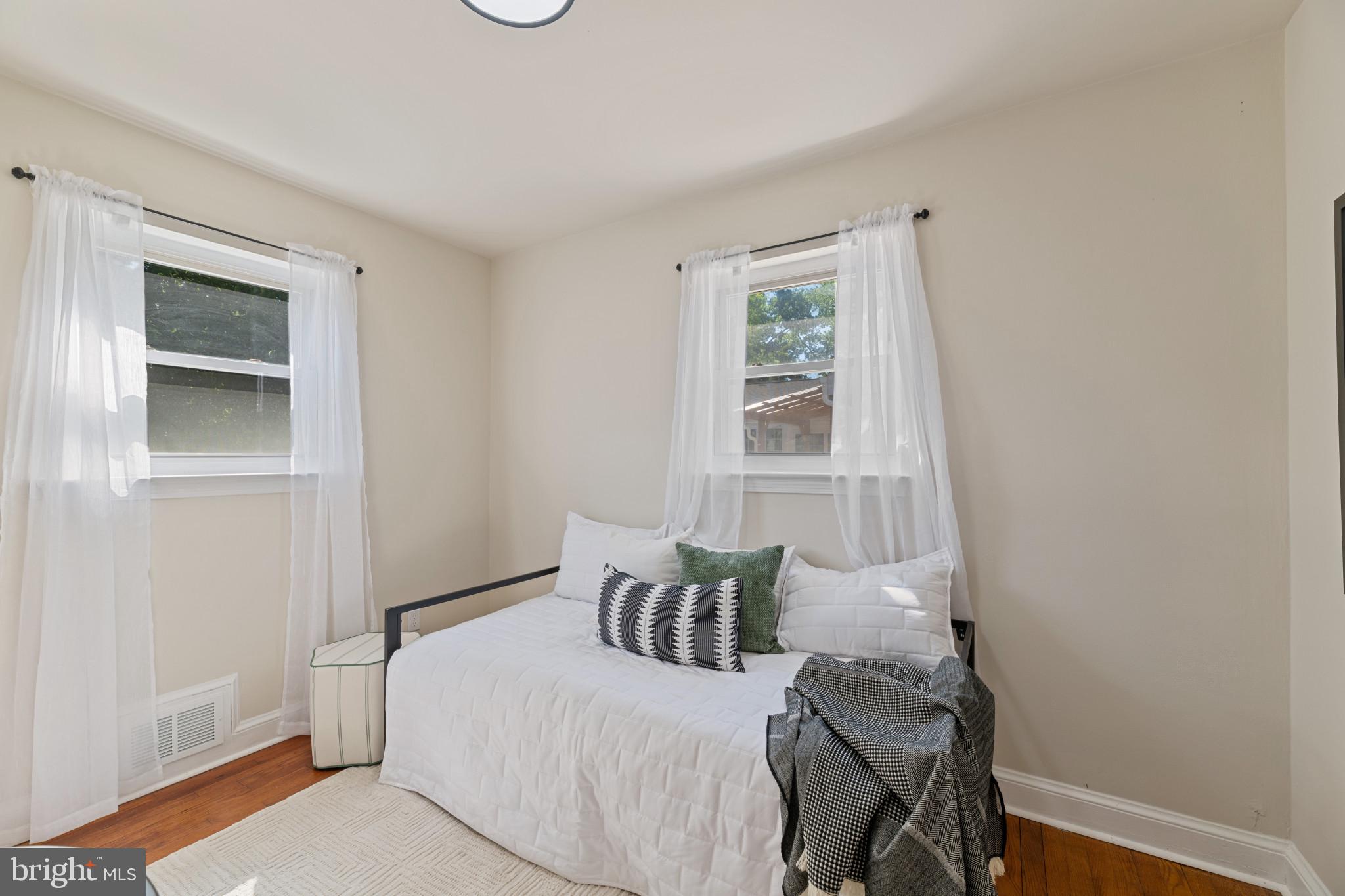 CARROLL KNOLLS - Residential