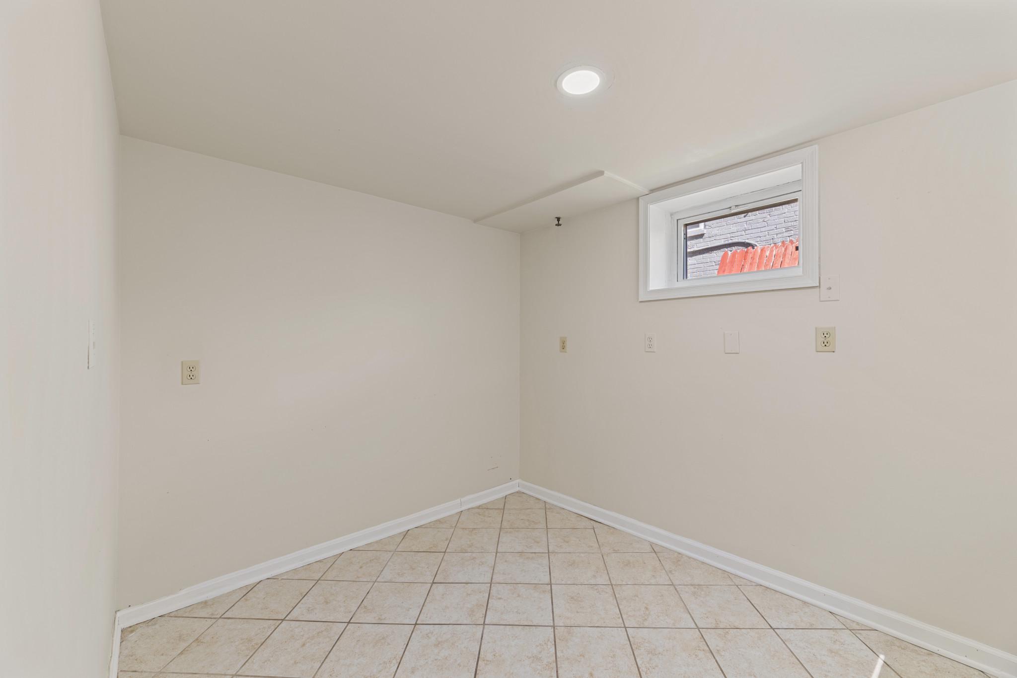 CARROLL KNOLLS - Residential