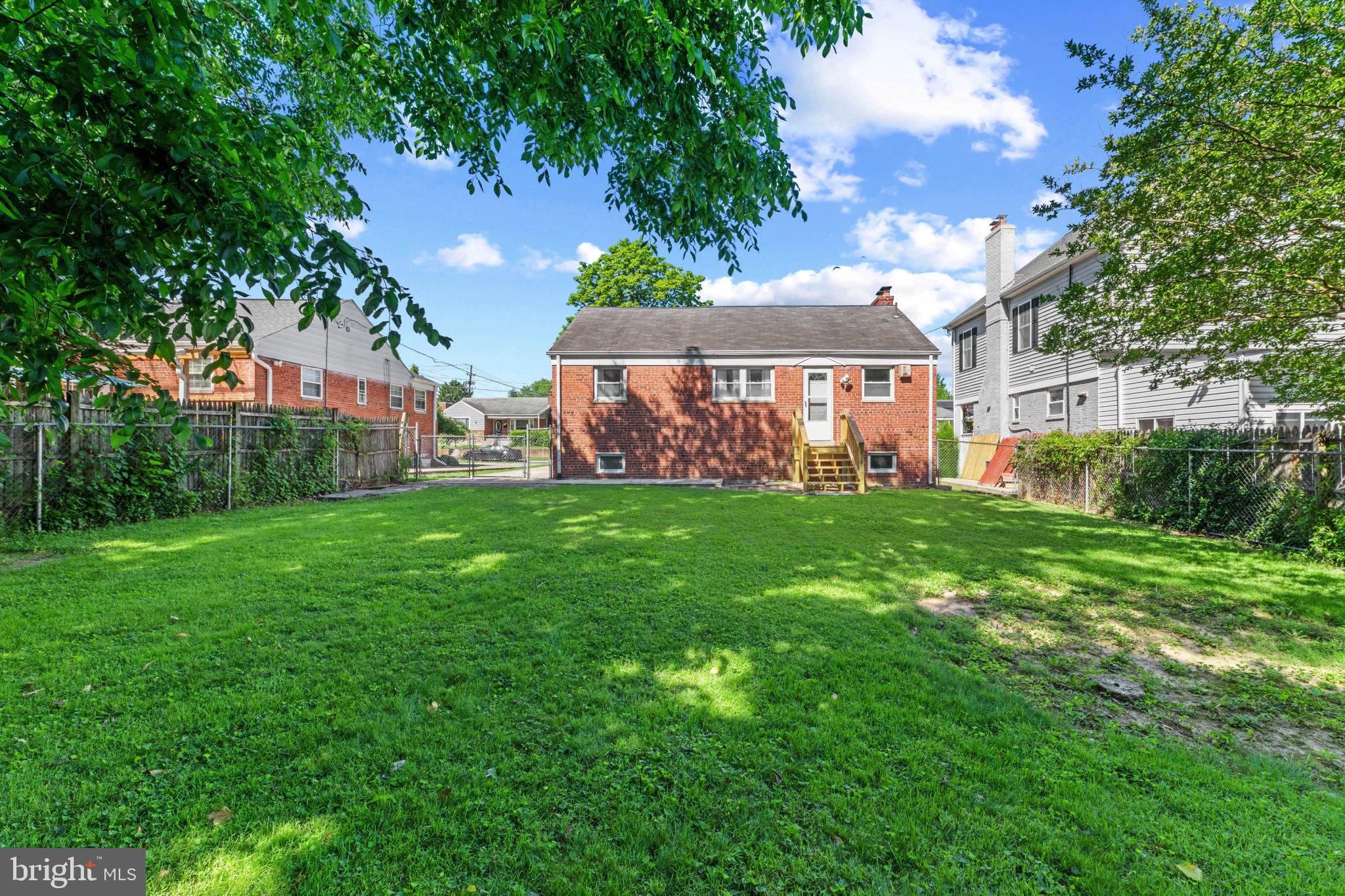 CARROLL KNOLLS - Residential