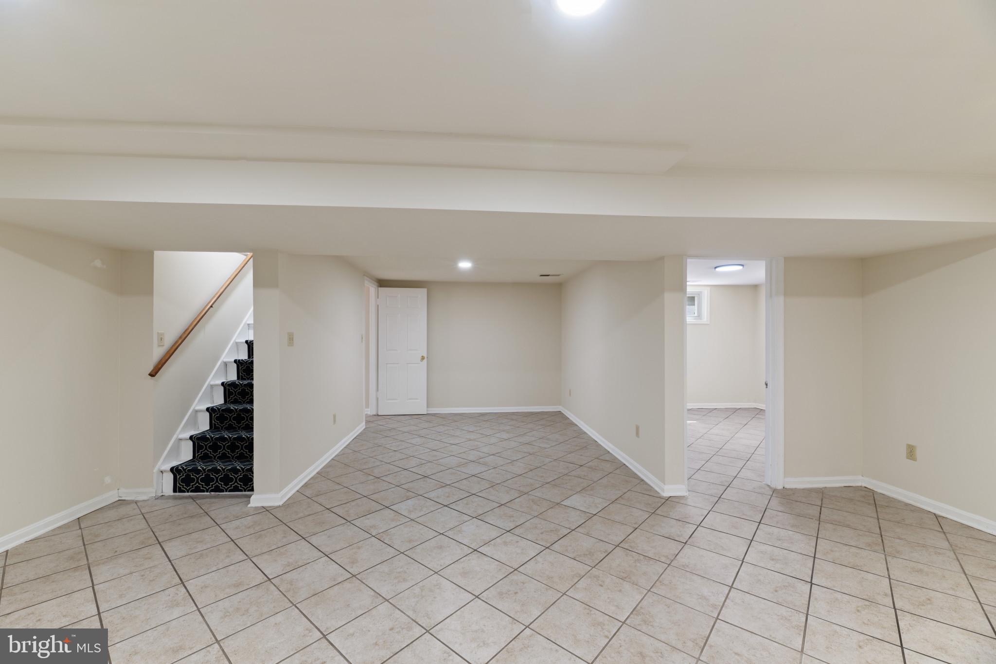 CARROLL KNOLLS - Residential