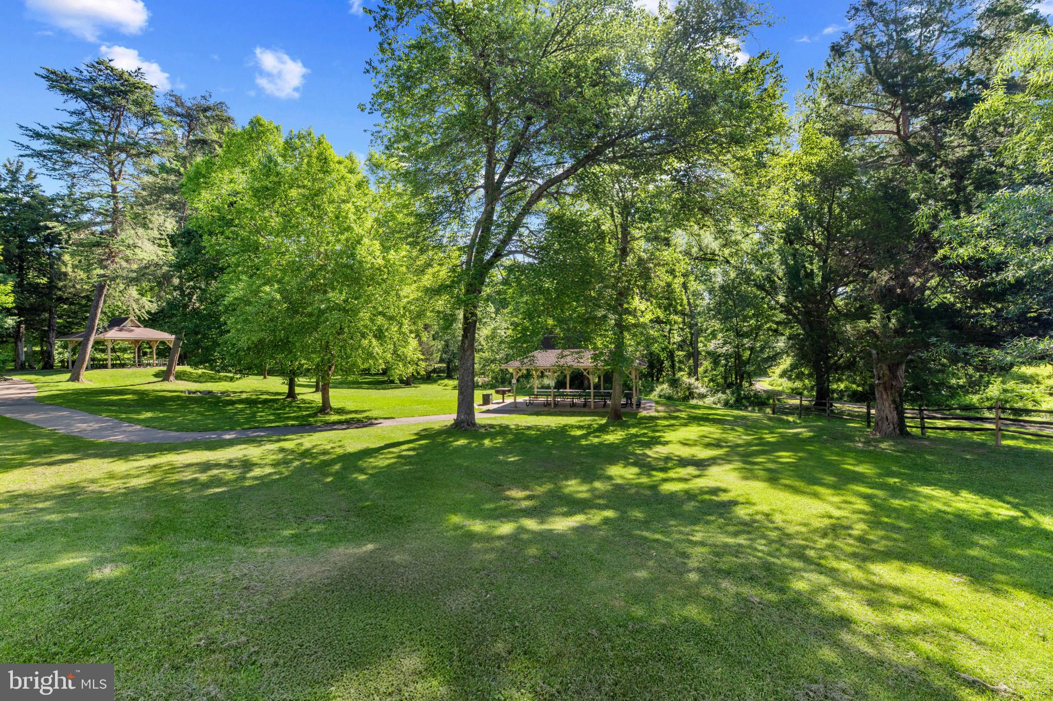 CARROLL KNOLLS - Residential