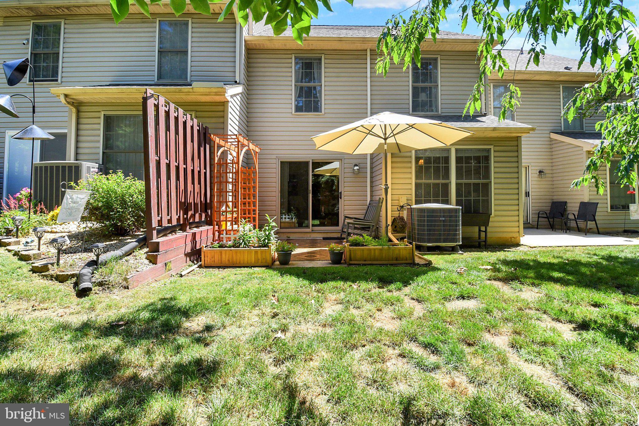 MOUNTAIN VIEW VILLAGE - Residential