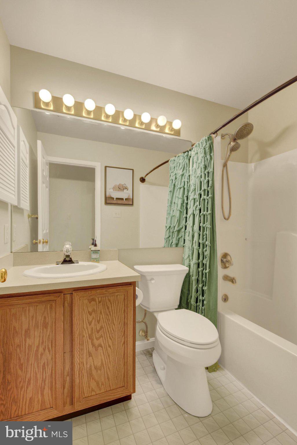 MOUNTAIN VIEW VILLAGE - Residential
