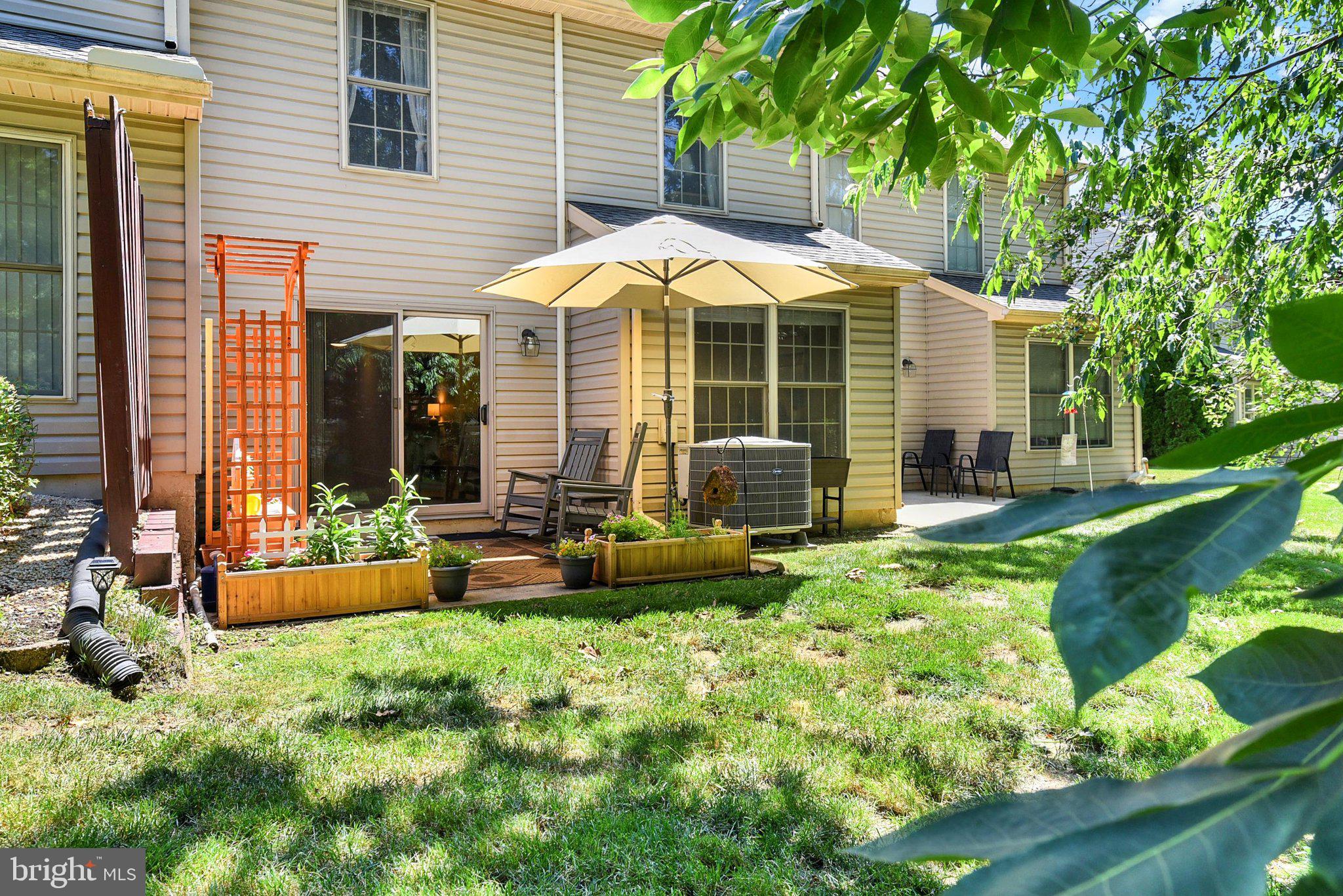 MOUNTAIN VIEW VILLAGE - Residential