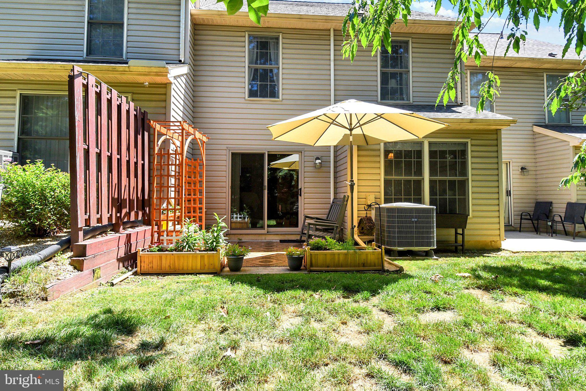 MOUNTAIN VIEW VILLAGE - Residential