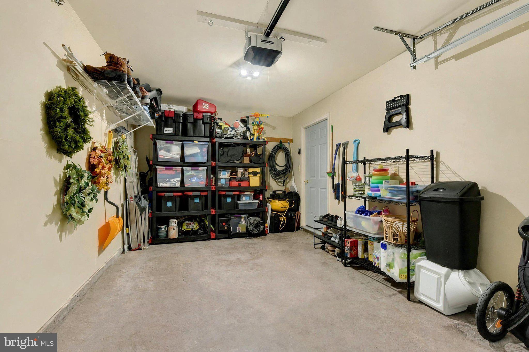 MOUNTAIN VIEW VILLAGE - Residential