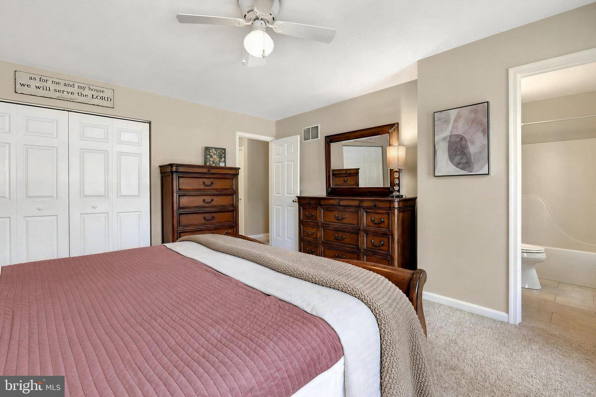 MOUNTAIN VIEW VILLAGE - Residential