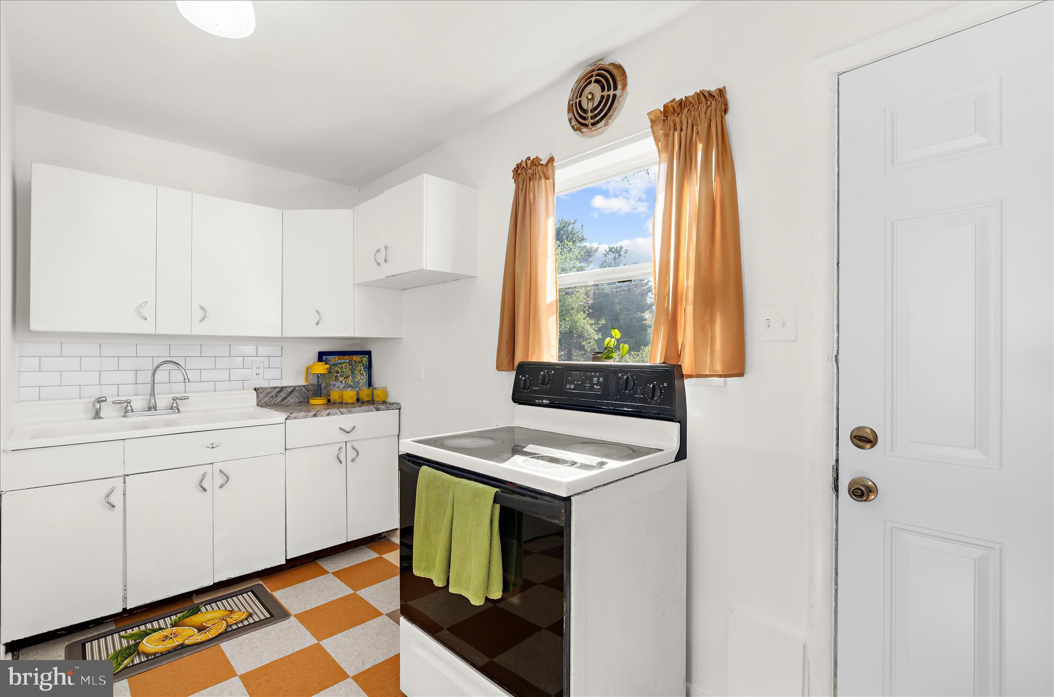 PRIMROSE ACRES - Residential
