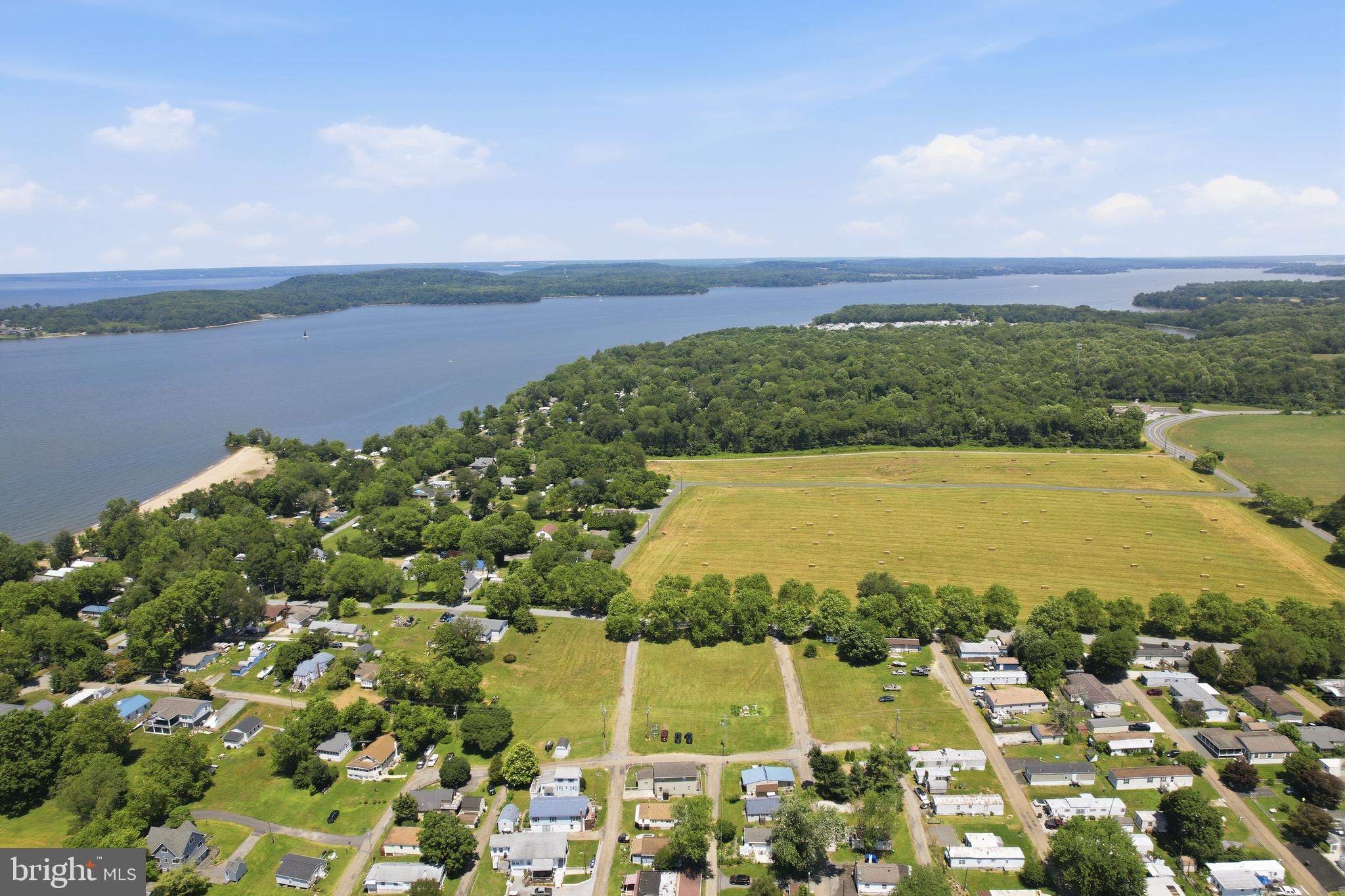 CRYSTAL BEACH MANOR - Residential