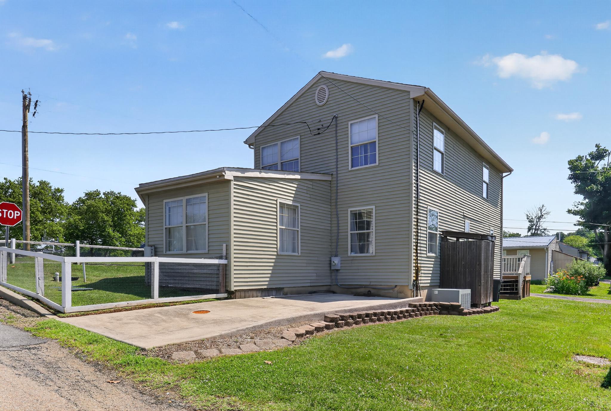 CRYSTAL BEACH MANOR - Residential