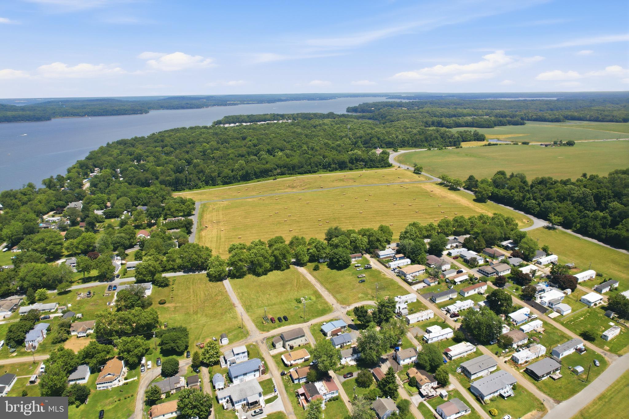 CRYSTAL BEACH MANOR - Residential