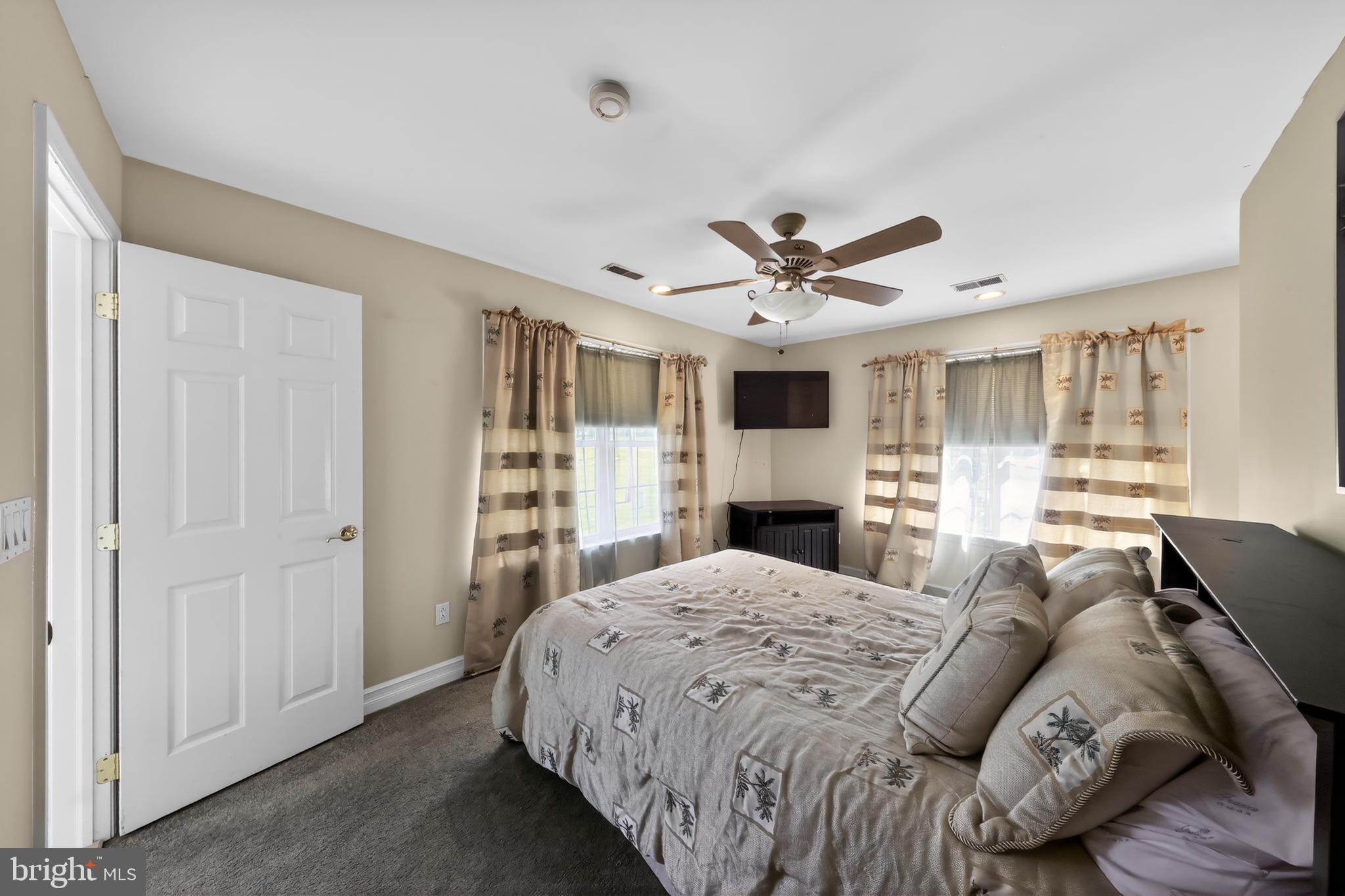CRYSTAL BEACH MANOR - Residential