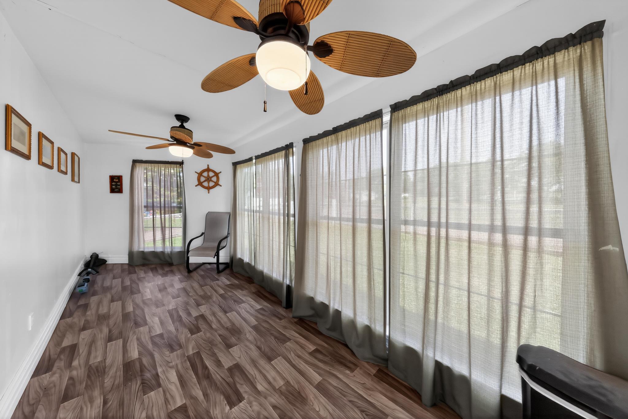 CRYSTAL BEACH MANOR - Residential