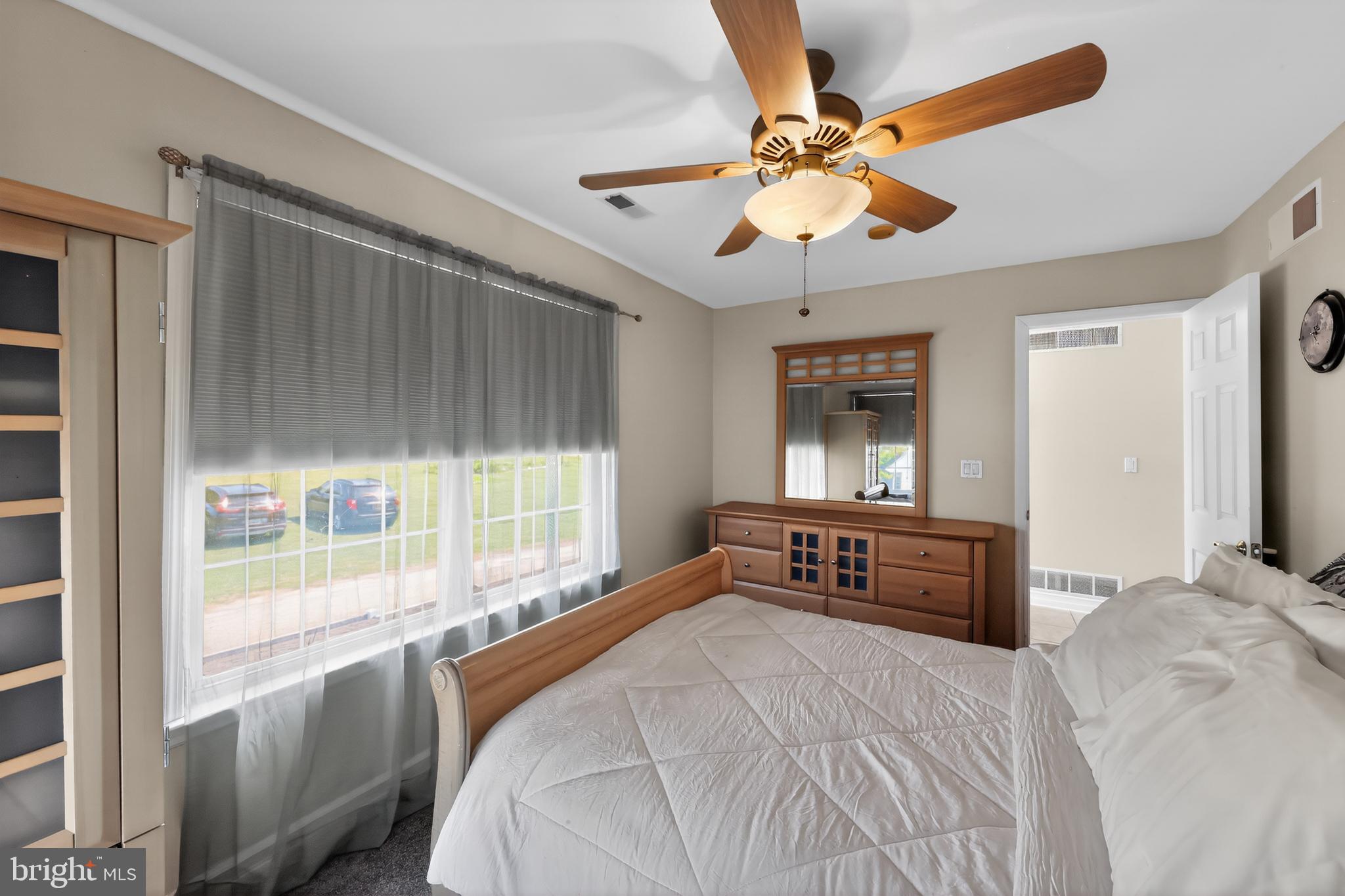 CRYSTAL BEACH MANOR - Residential