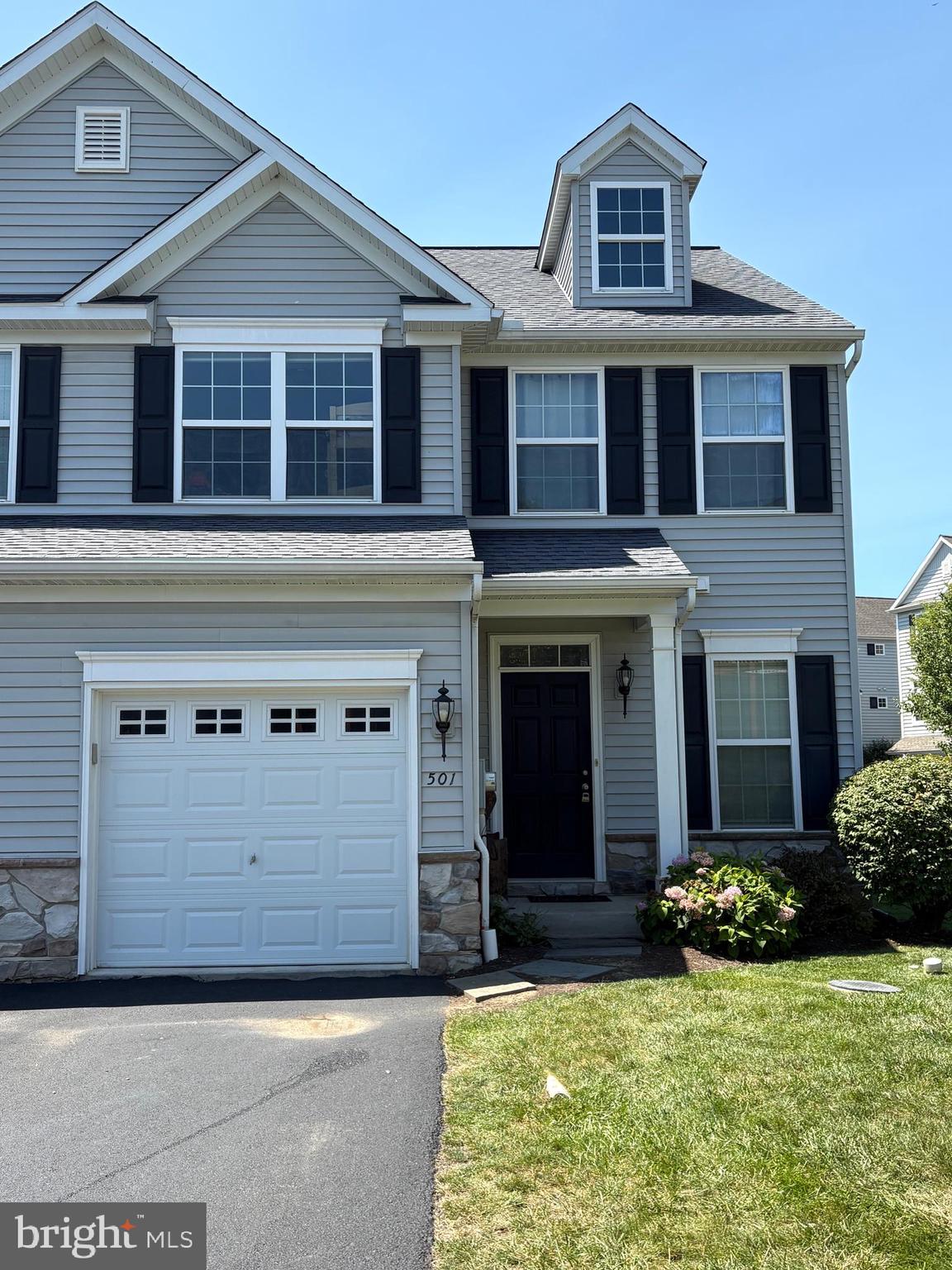 HEATHERBROOK - Residential