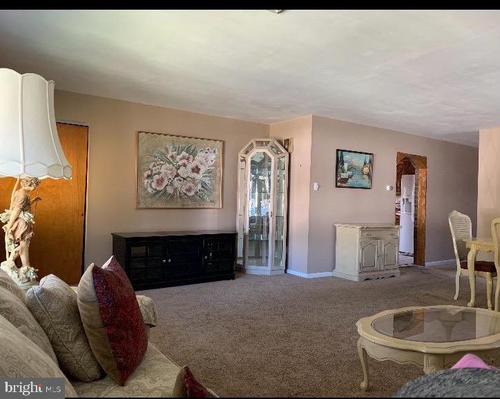 TORRESDALE MANOR - Residential