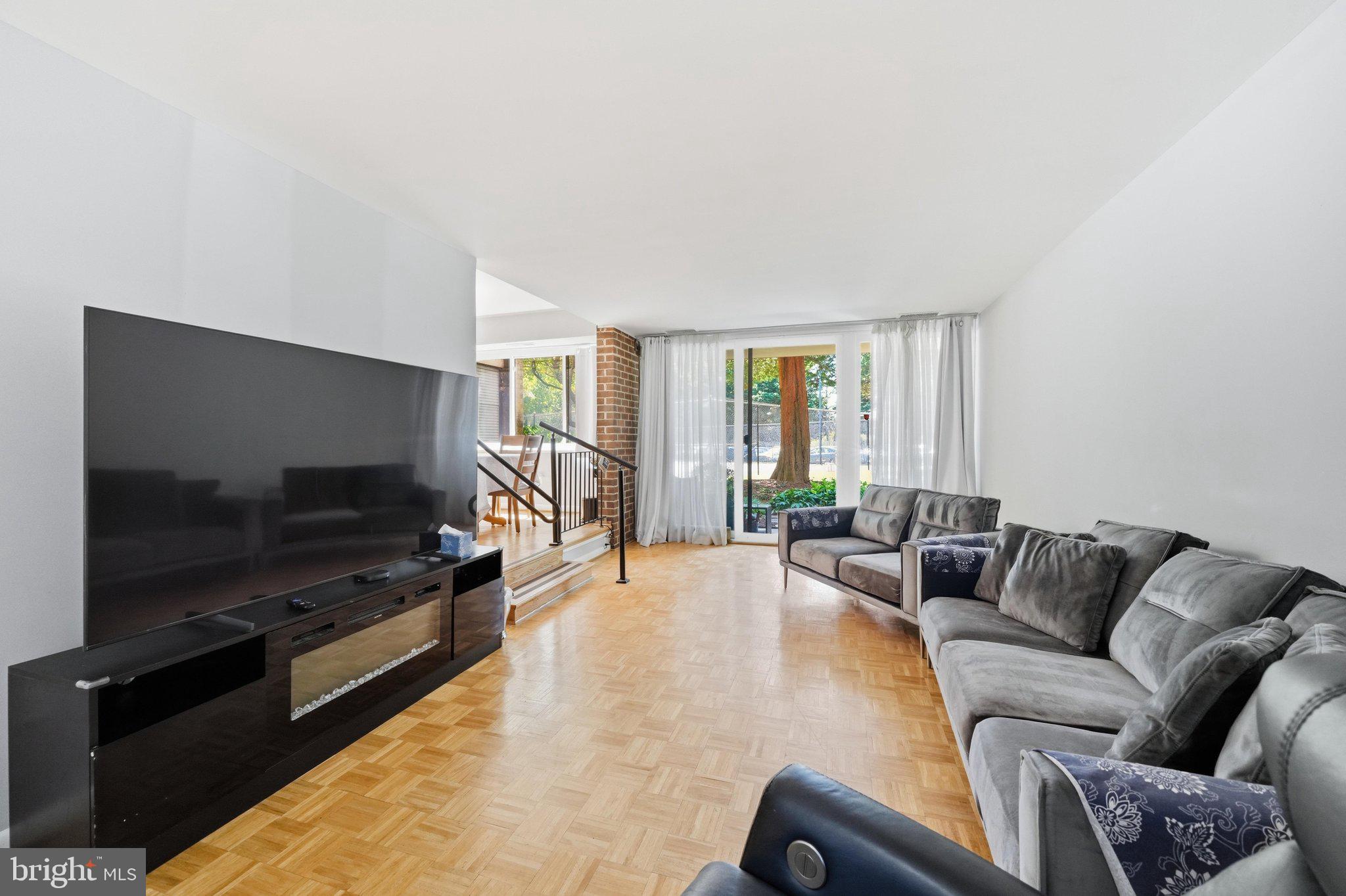 AMERICANA FINMARK - Residential