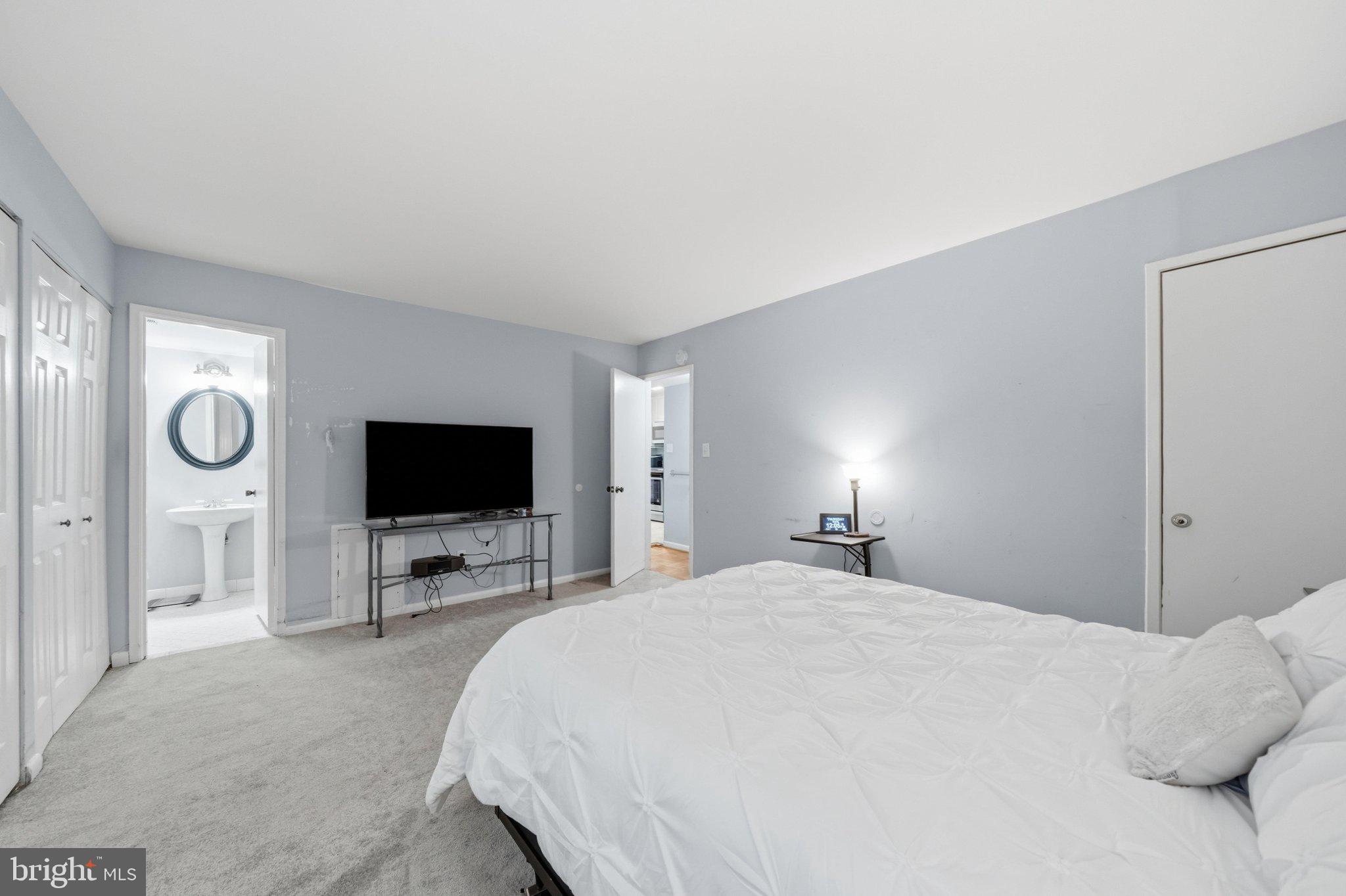 AMERICANA FINMARK - Residential