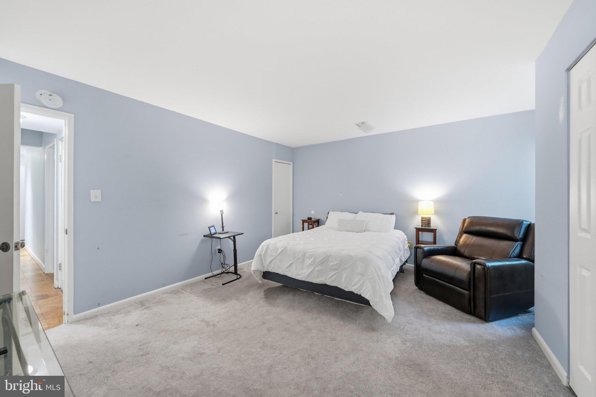 AMERICANA FINMARK - Residential