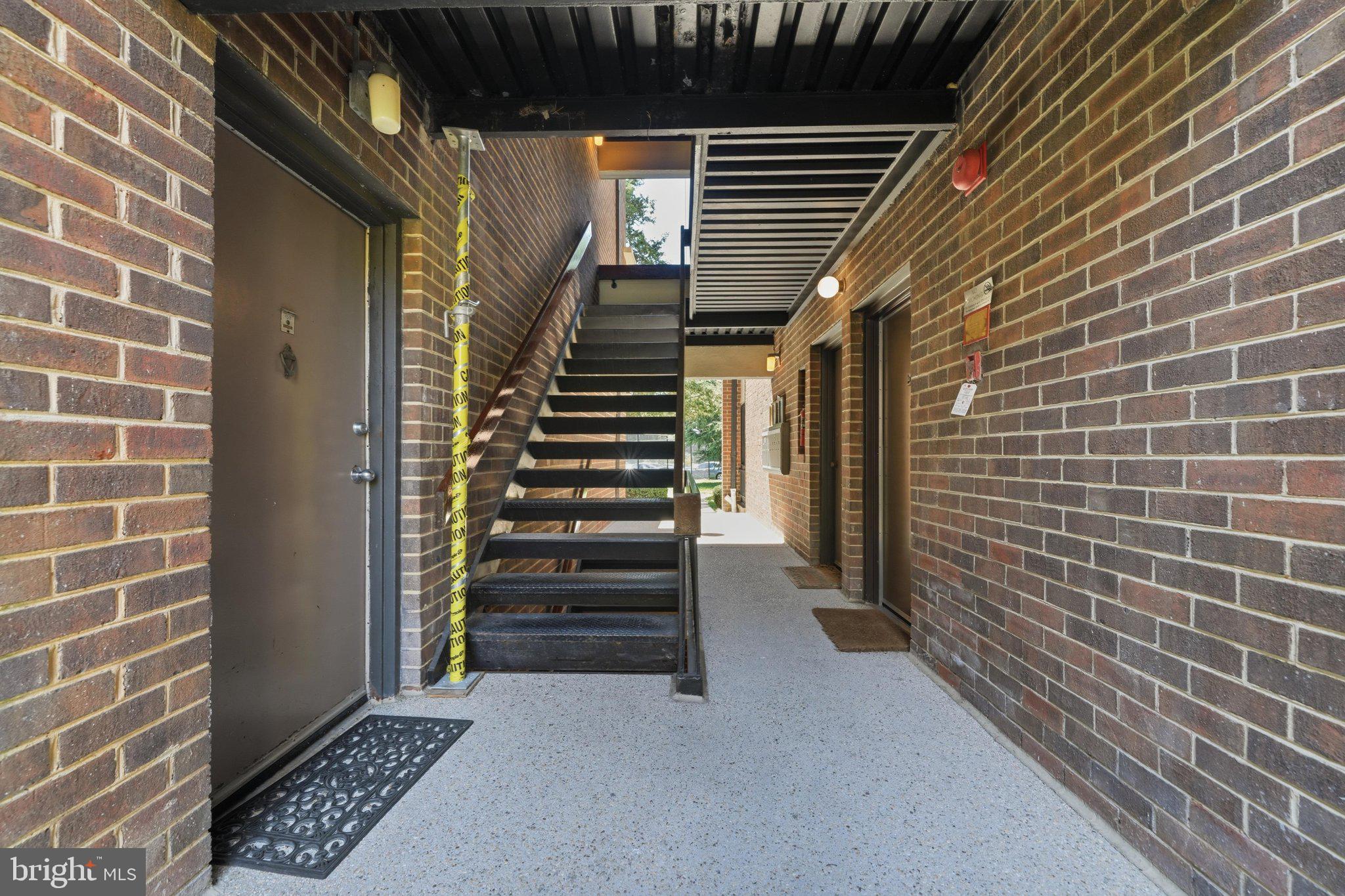 AMERICANA FINMARK - Residential