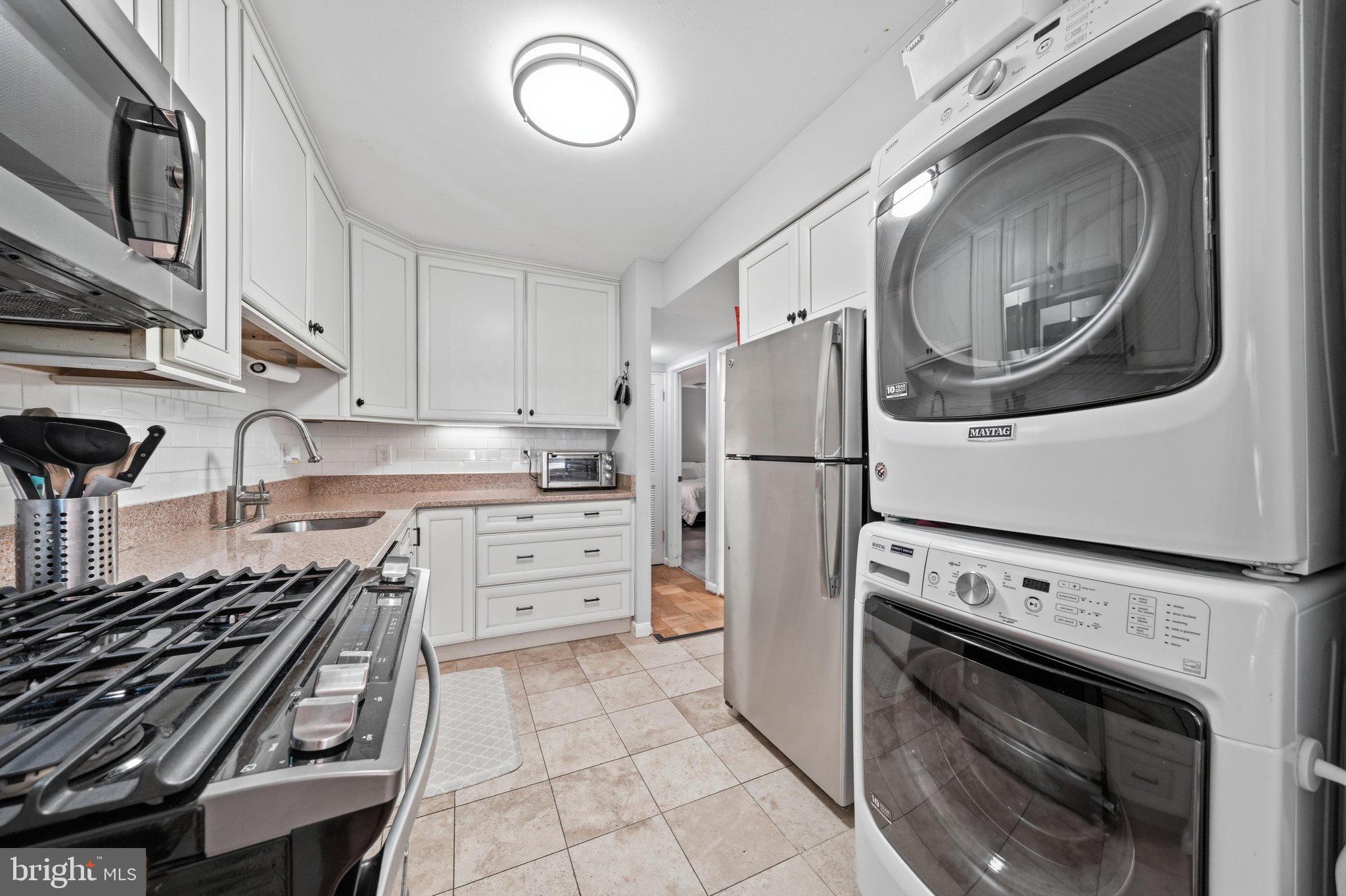 AMERICANA FINMARK - Residential