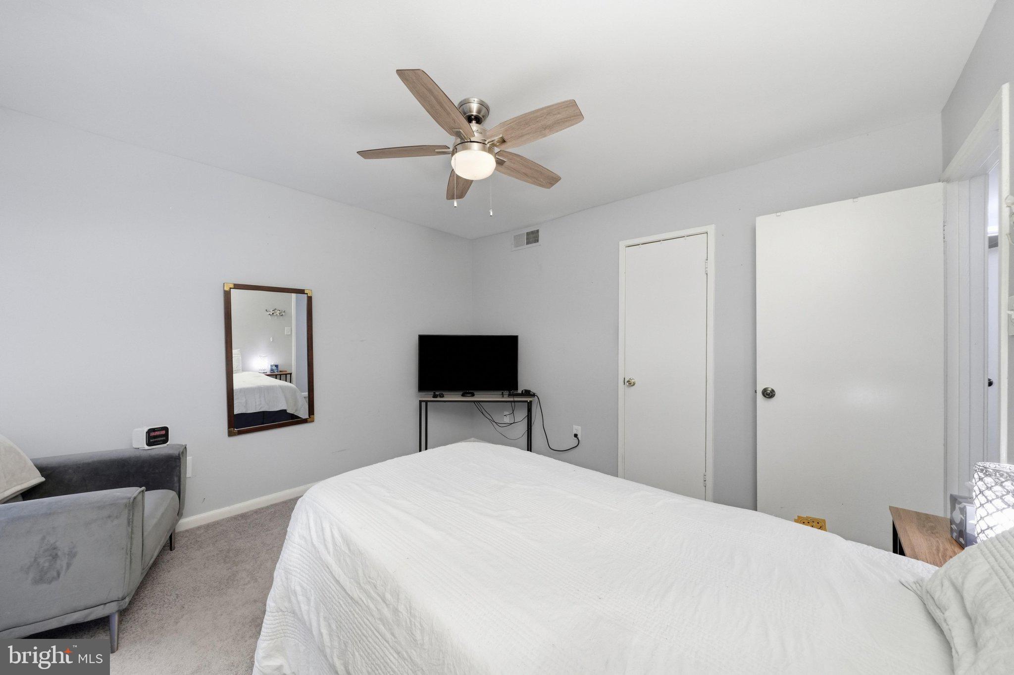 AMERICANA FINMARK - Residential