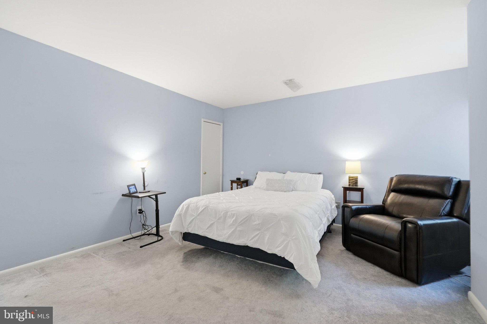 AMERICANA FINMARK - Residential