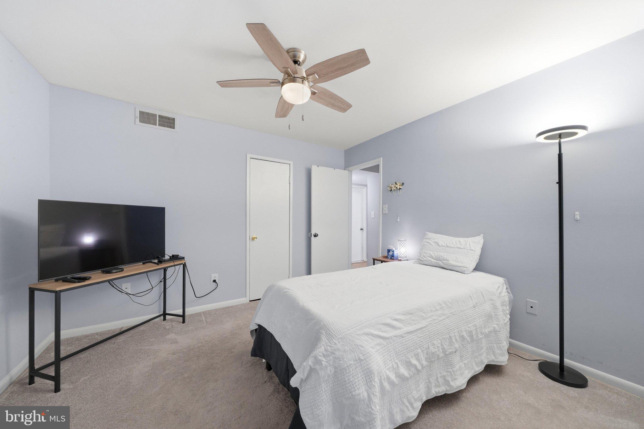 AMERICANA FINMARK - Residential