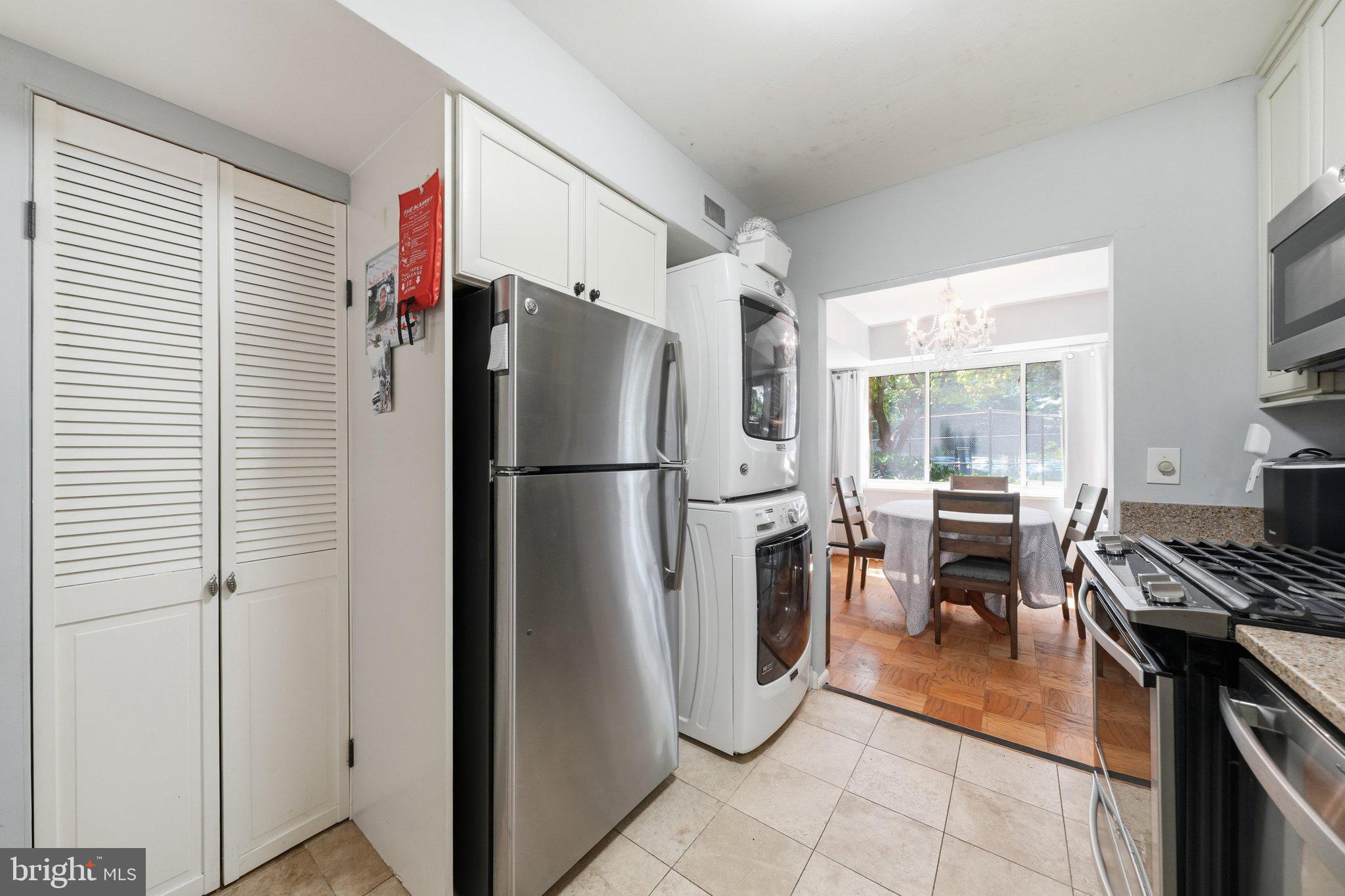 AMERICANA FINMARK - Residential