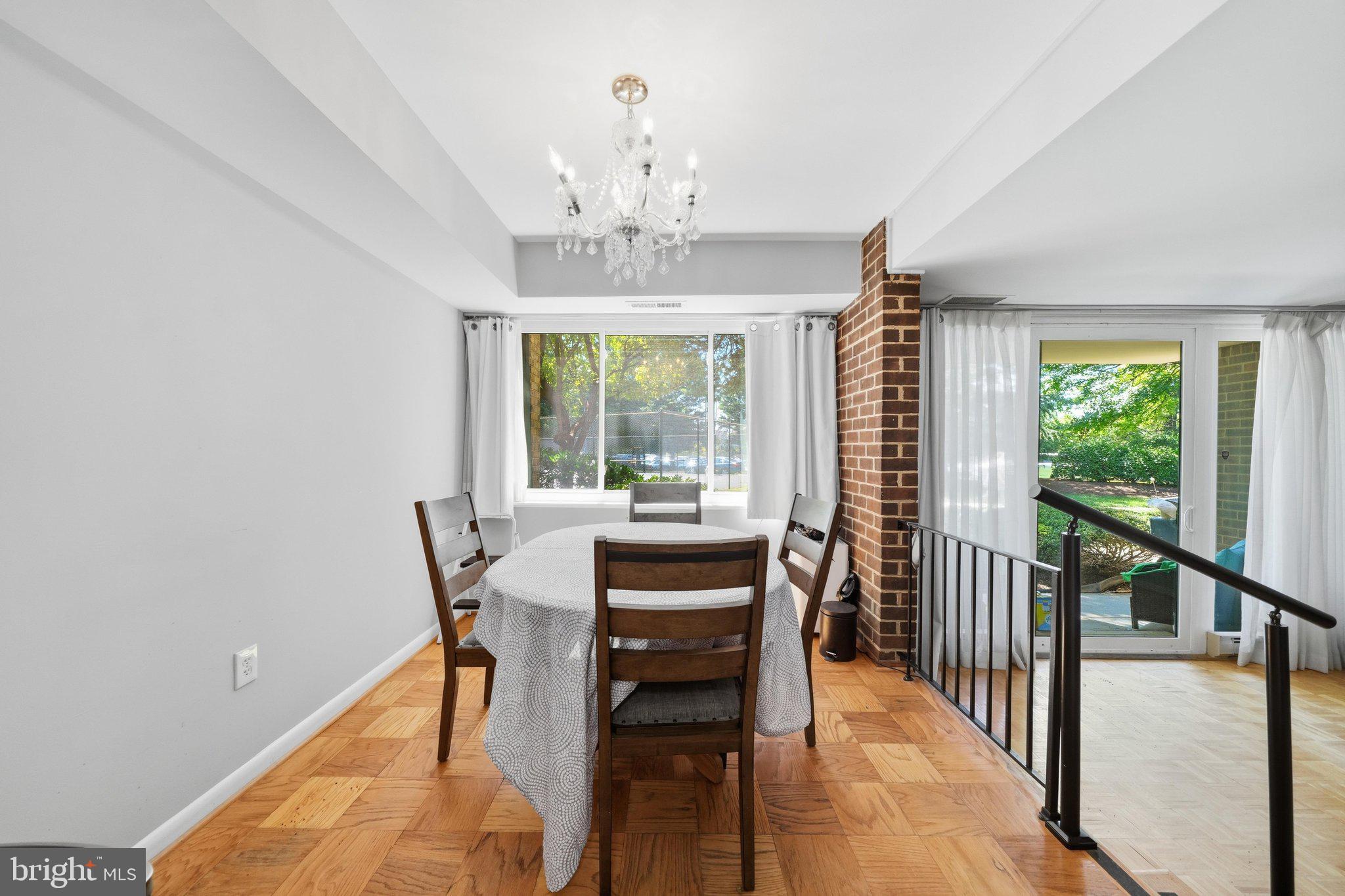 AMERICANA FINMARK - Residential