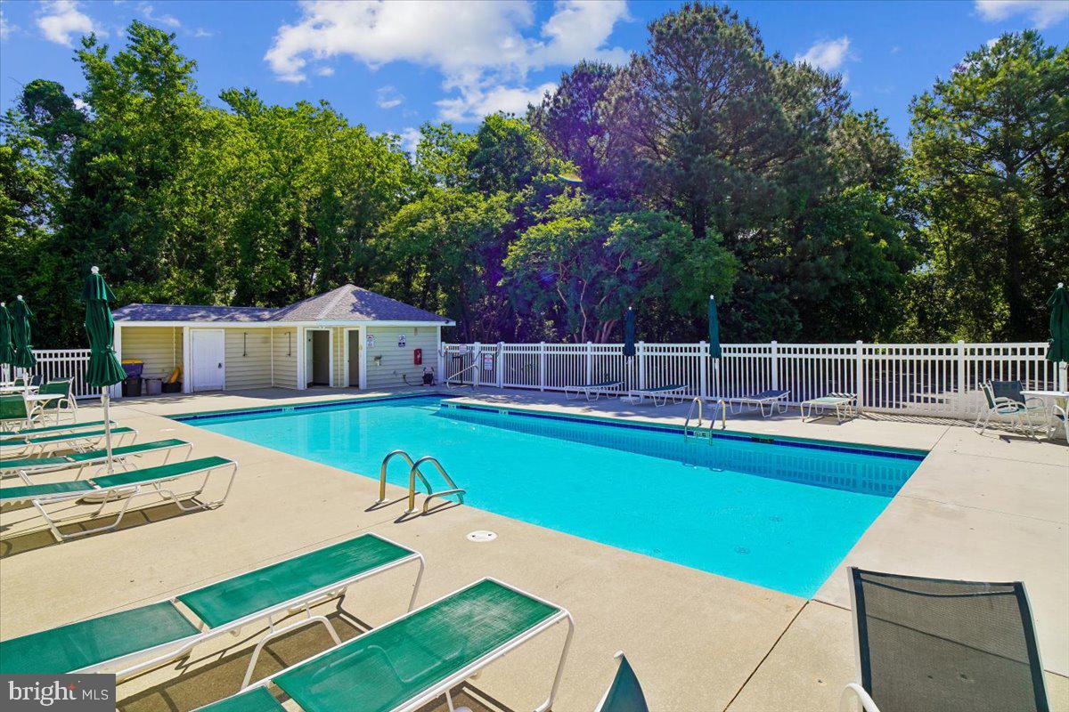SUMMERLYN - Residential