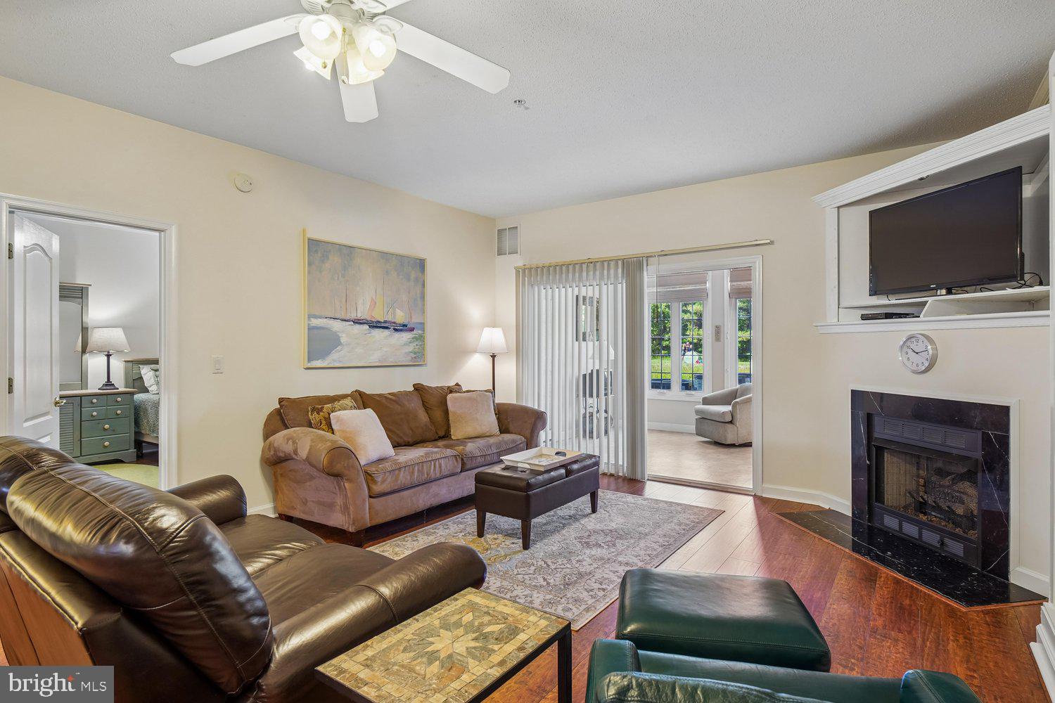 SUMMERLYN - Residential