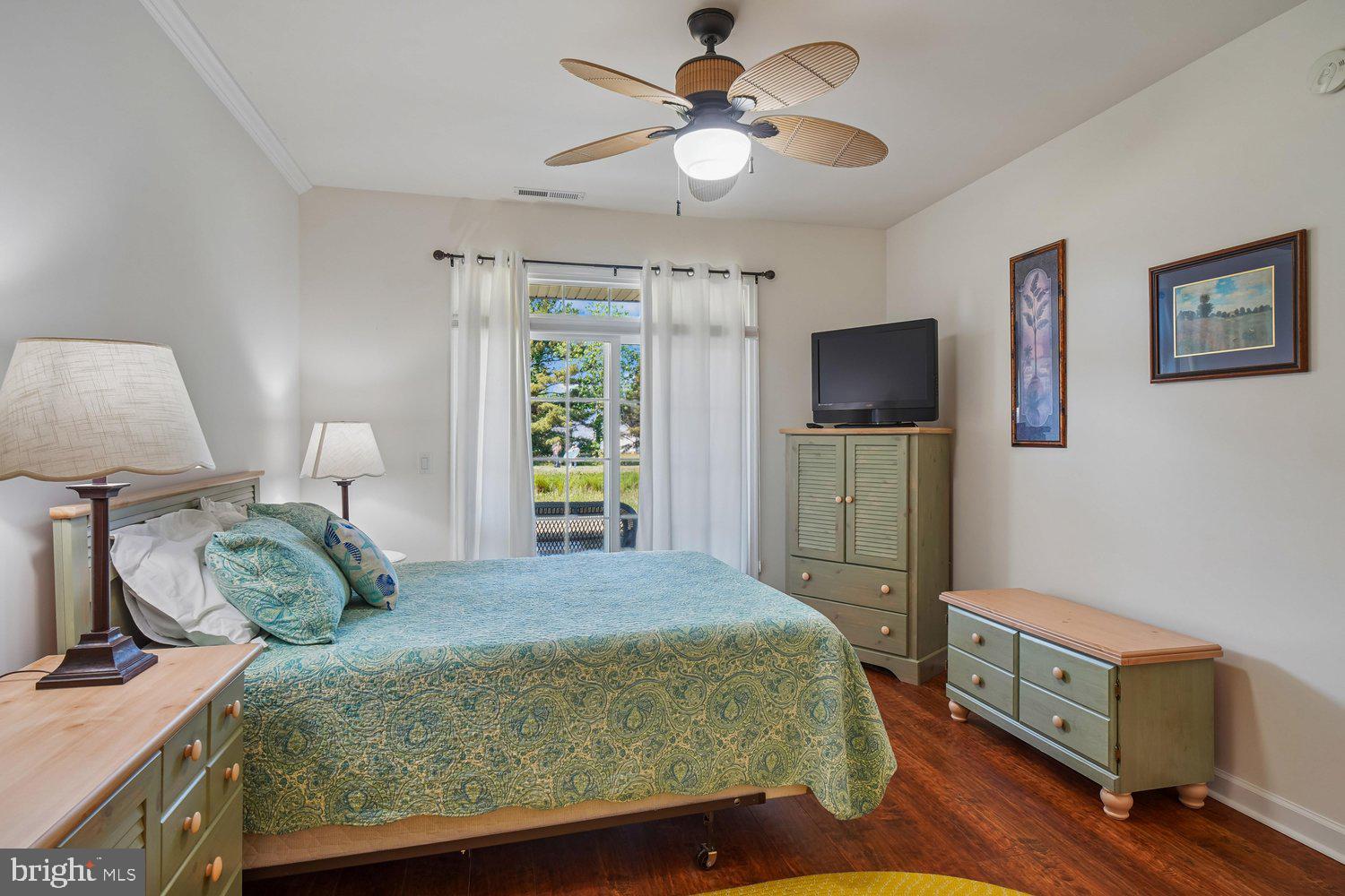 SUMMERLYN - Residential