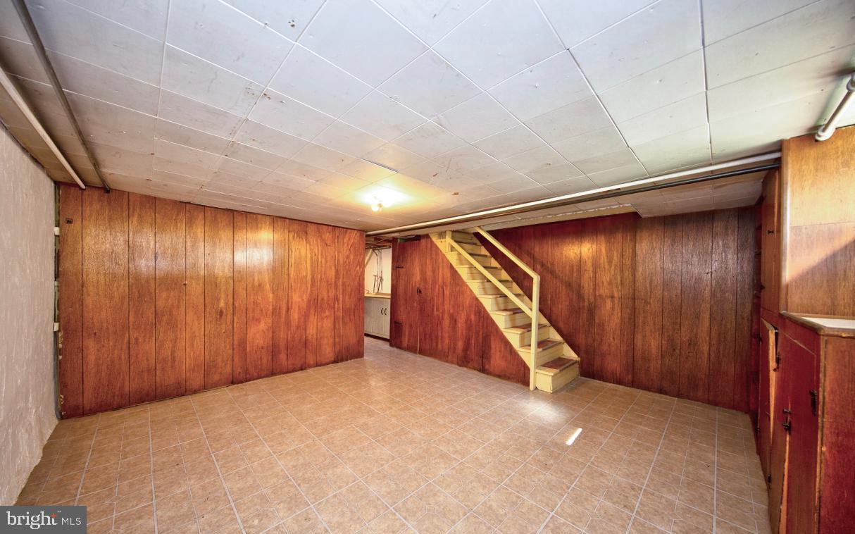 PHILADELPHIA HEIGHTS - Residential