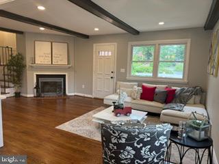 GLENDALE - Residential