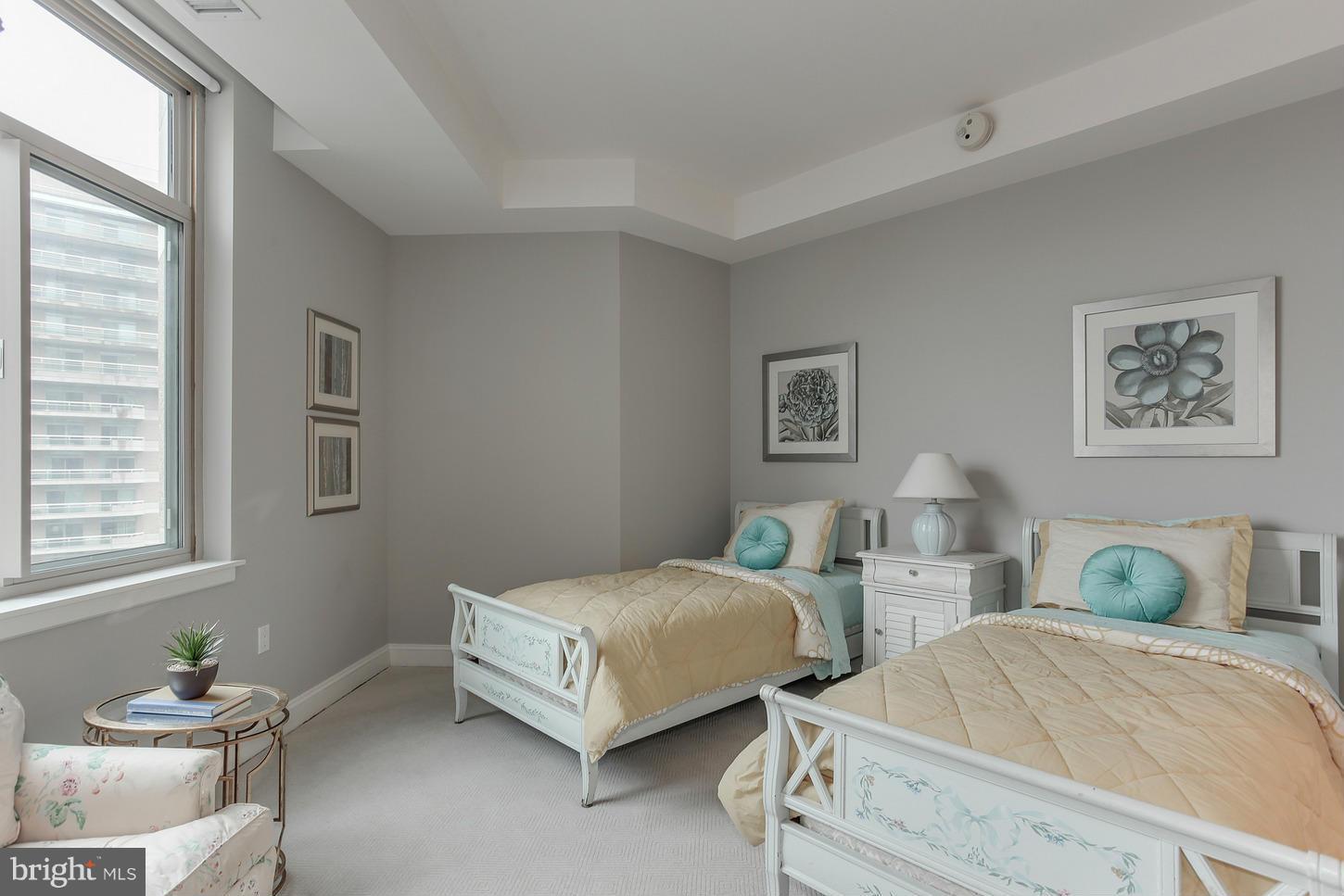 SOMERSET HOUSE CONDOS - Residential