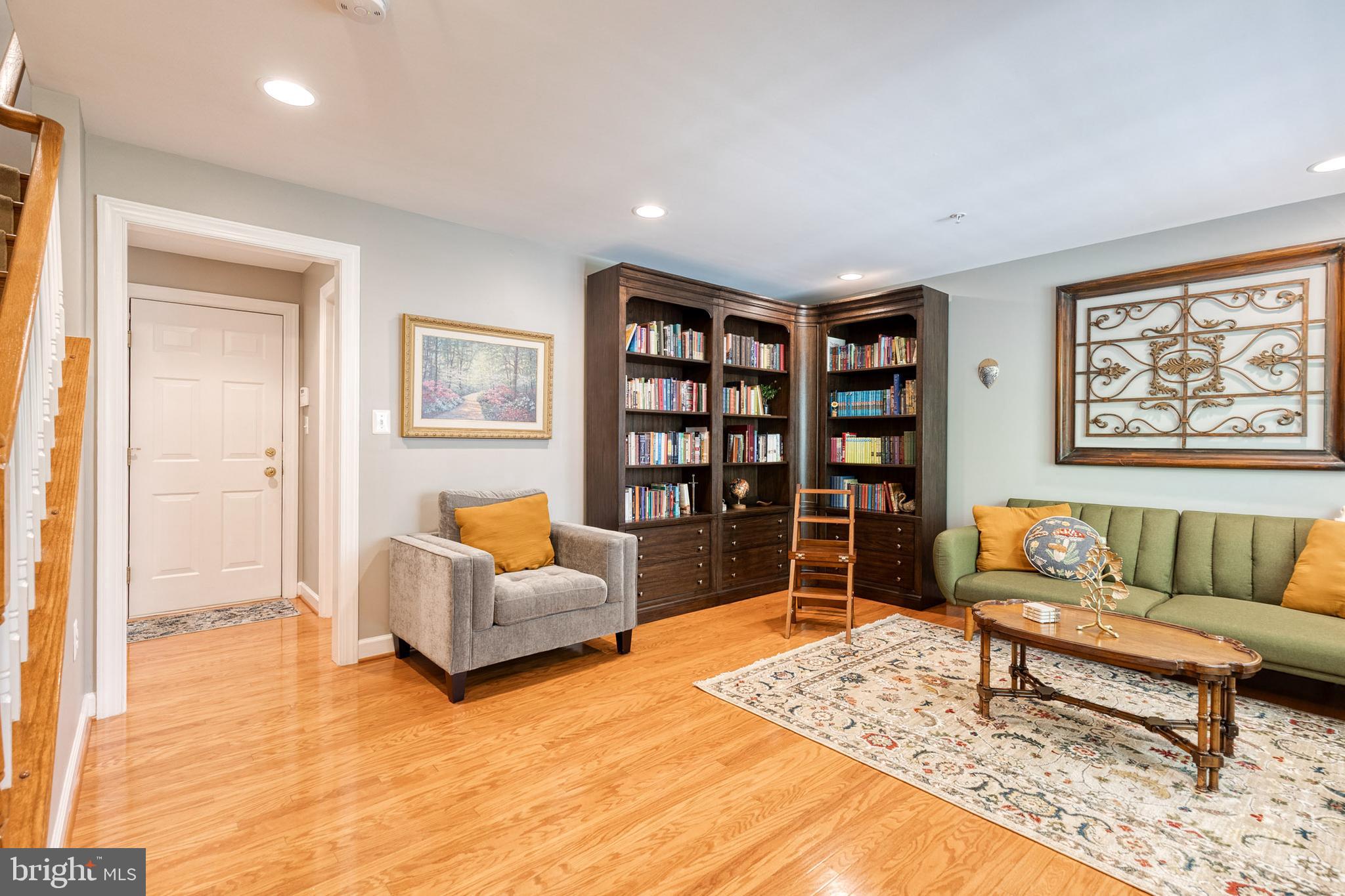 ADMIRALS VIEW - Residential