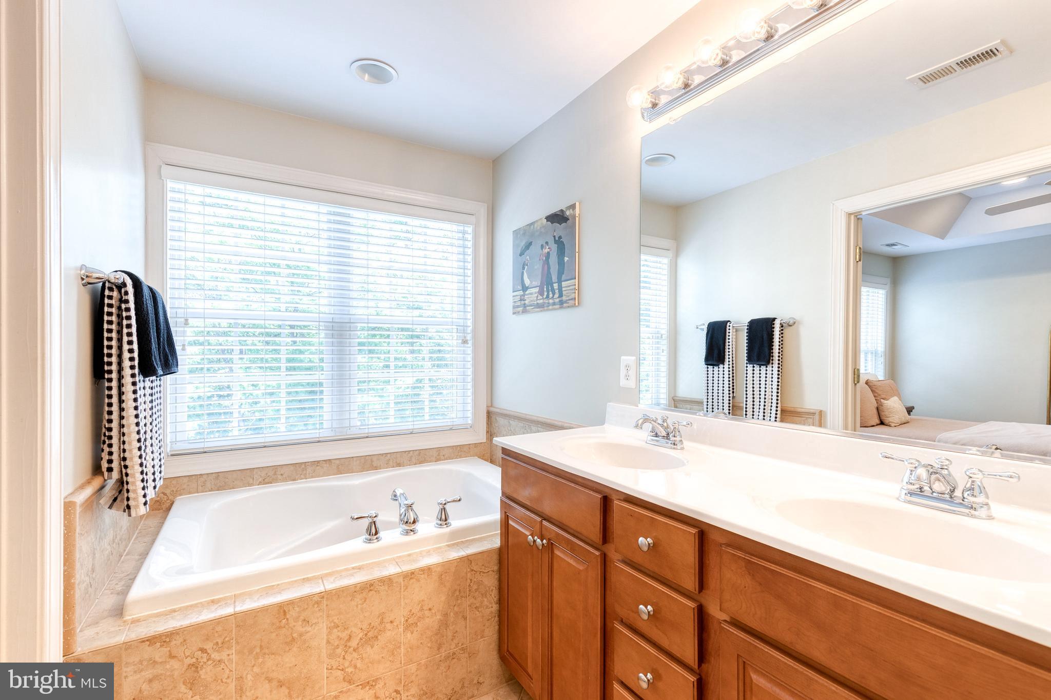 ADMIRALS VIEW - Residential