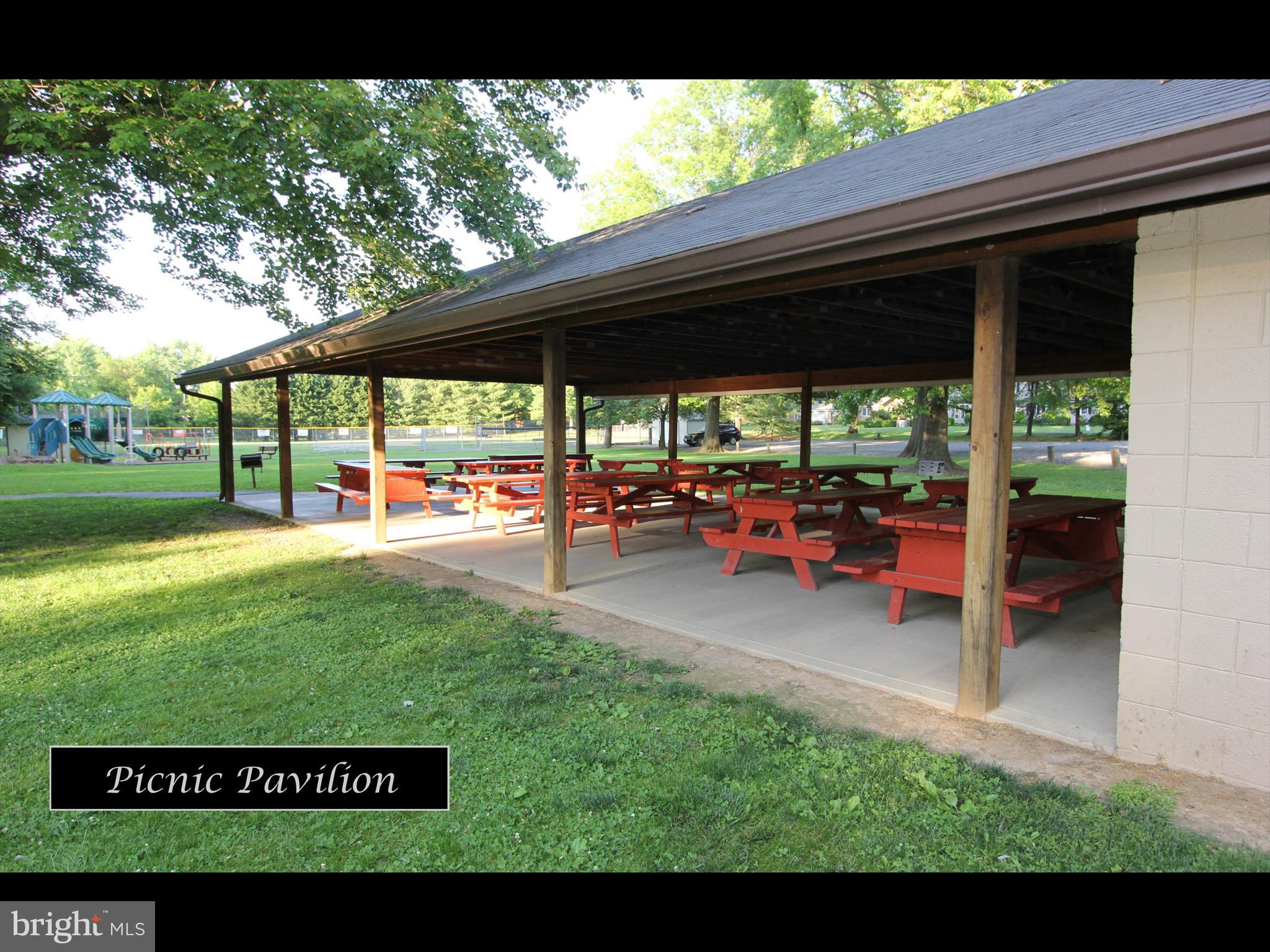 CLOVER HILL III - Residential