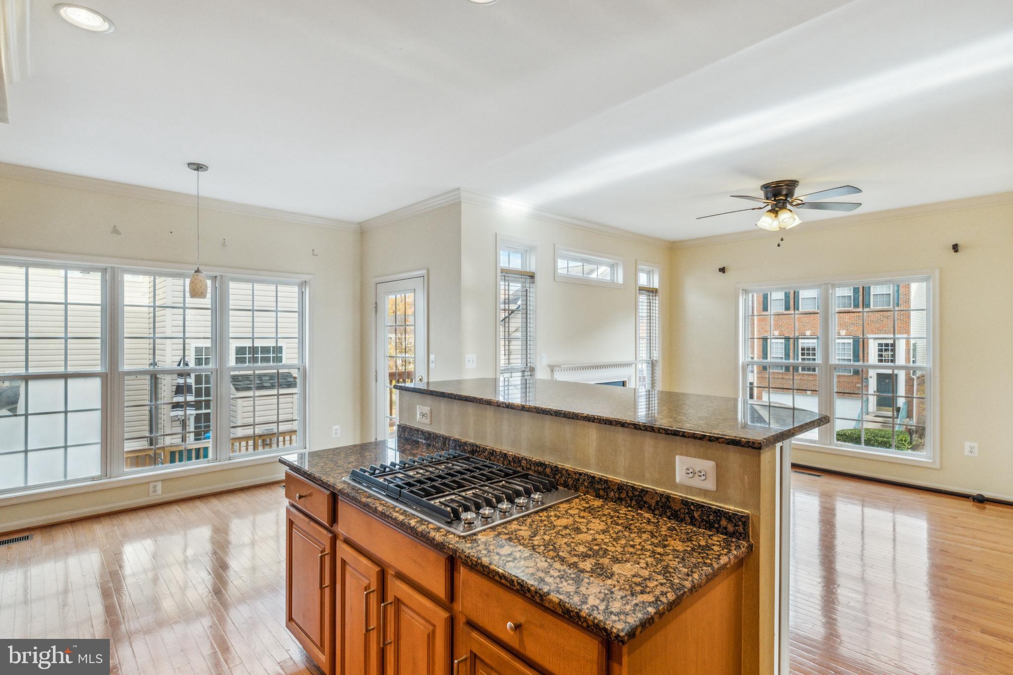 CREEKSIDE - Residential Lease