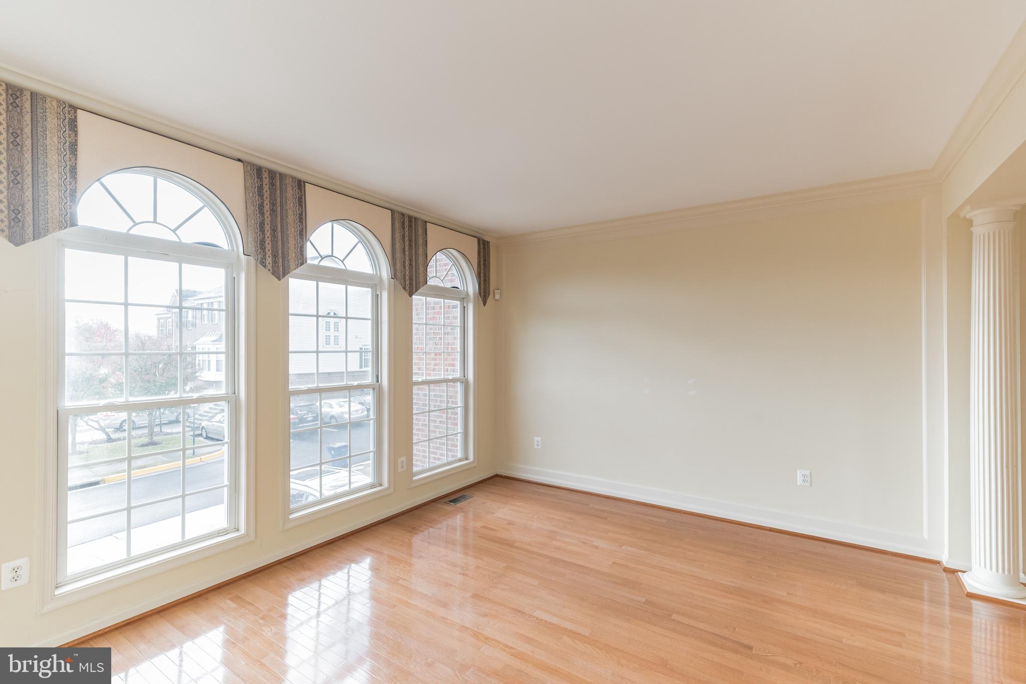 CREEKSIDE - Residential Lease
