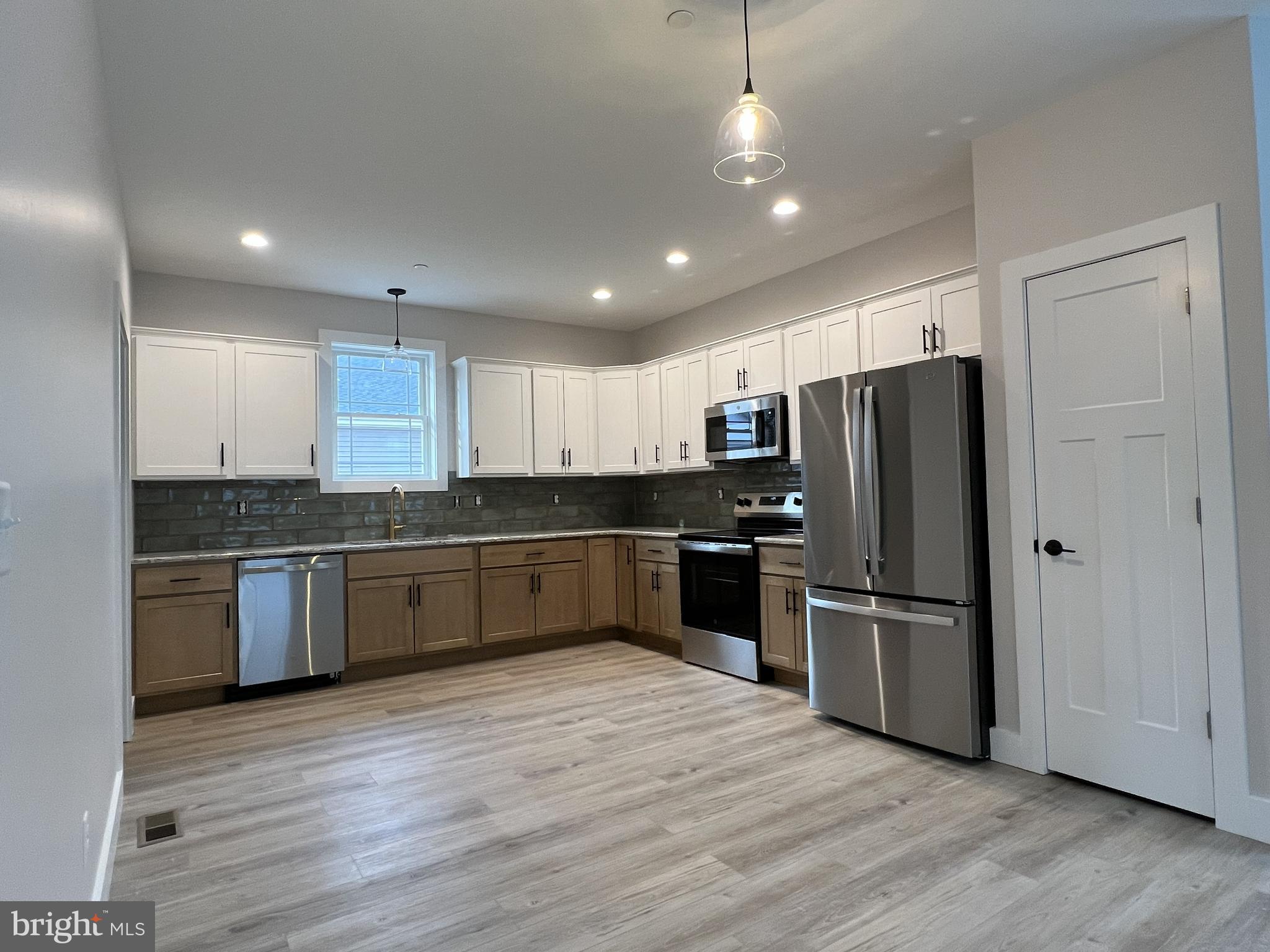CROSBY WOODS - Residential