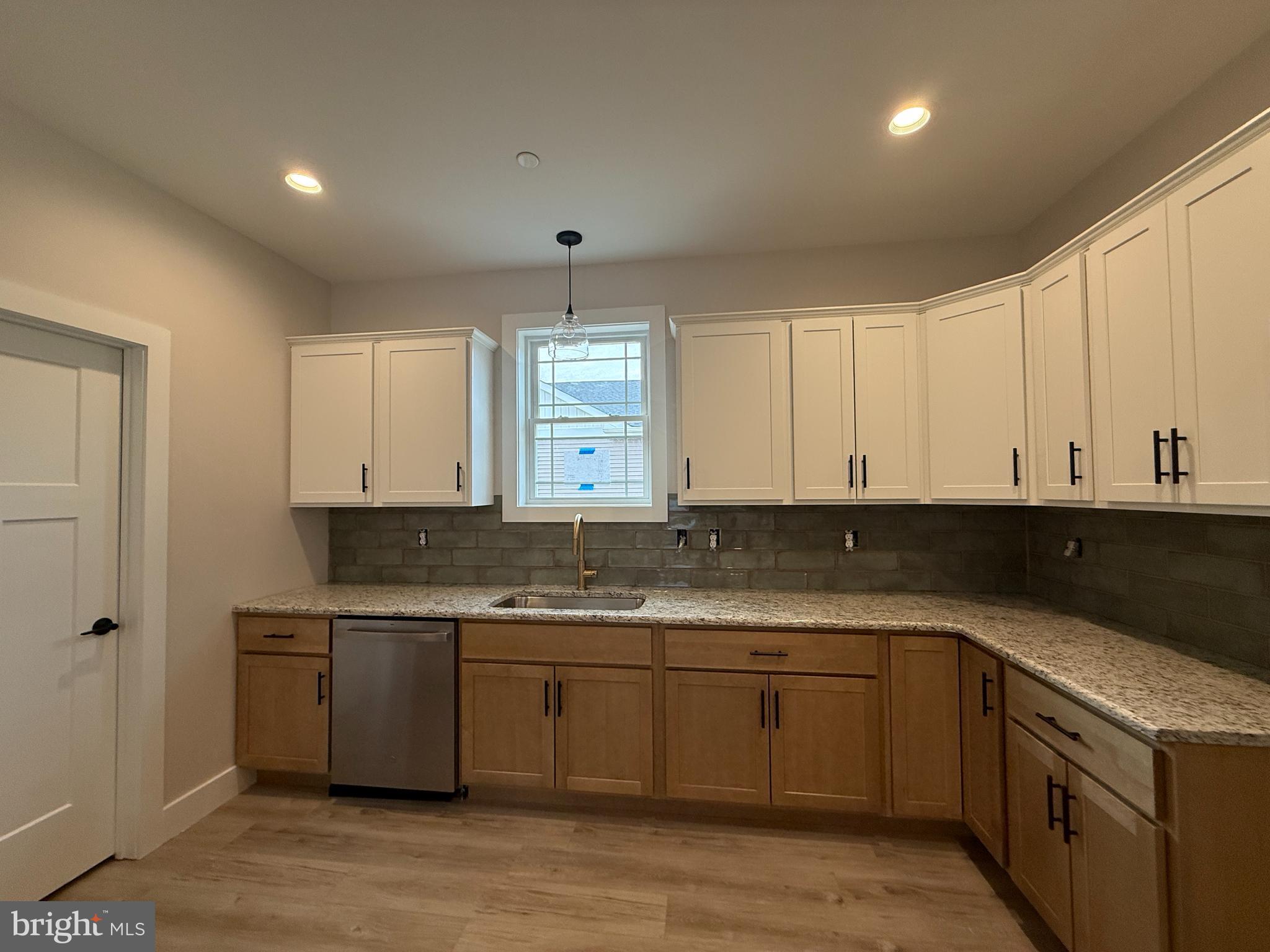 CROSBY WOODS - Residential