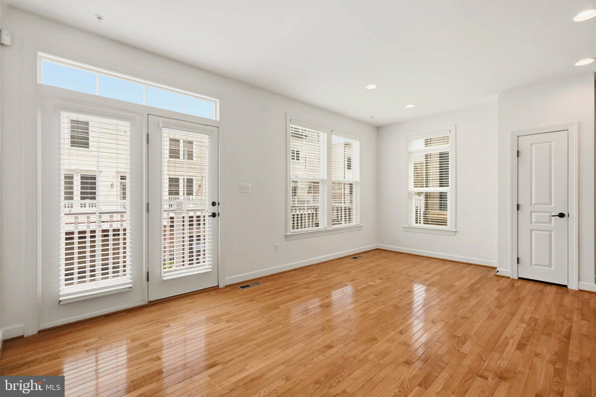 WATKINS MILL TOWN CENTER - Residential