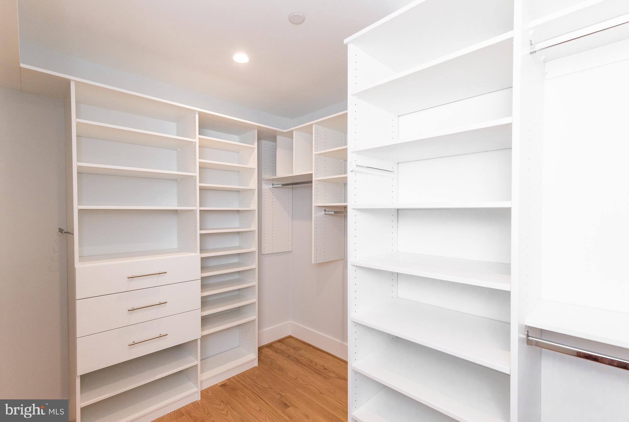 BANNOCKBURN - Residential