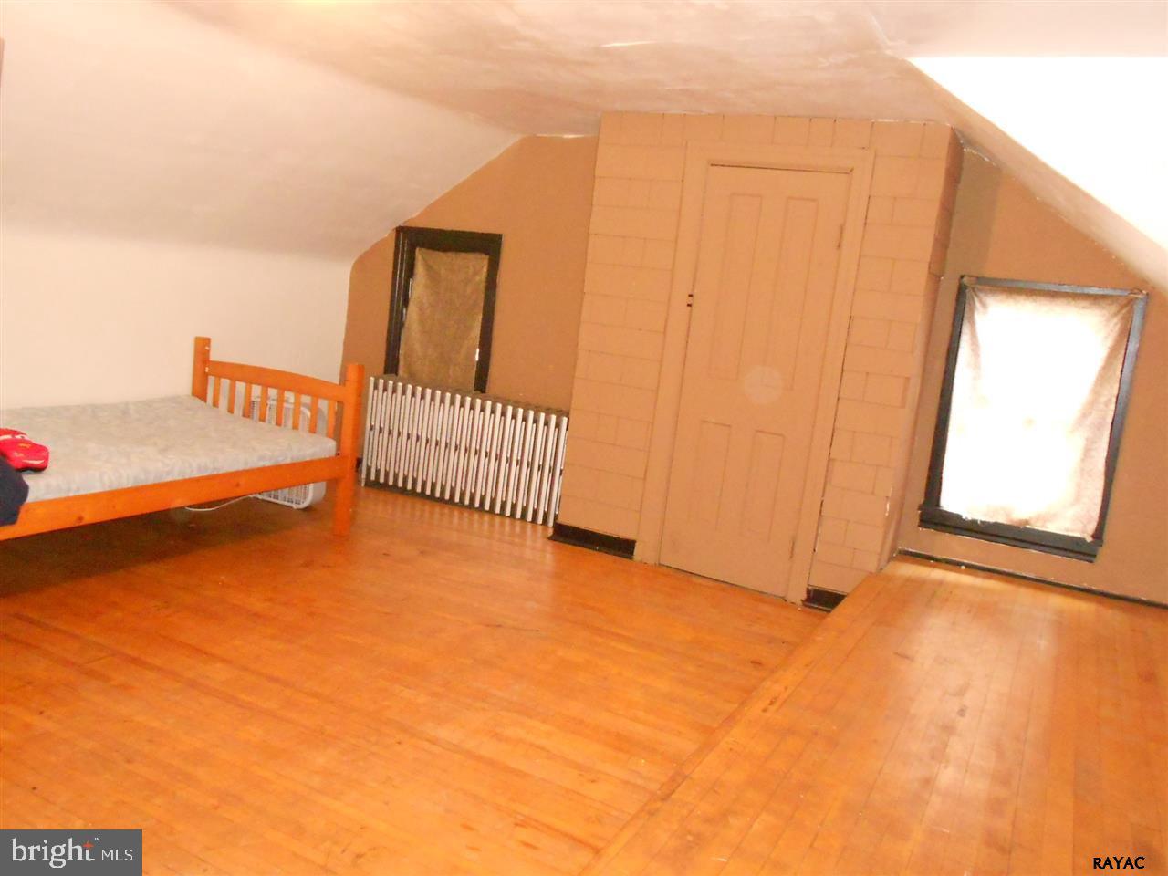 COLUMBIA BOROUGH - Residential