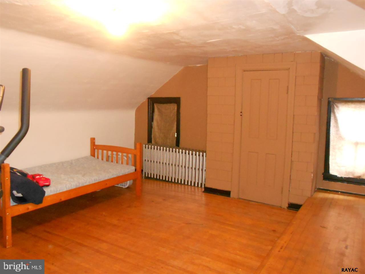 COLUMBIA BOROUGH - Residential