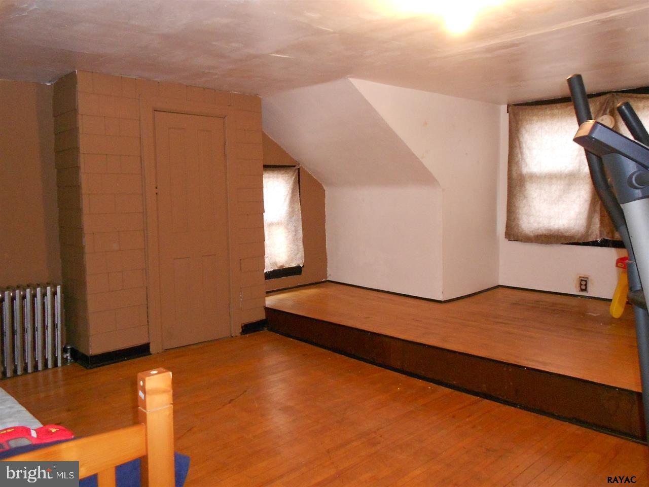 COLUMBIA BOROUGH - Residential