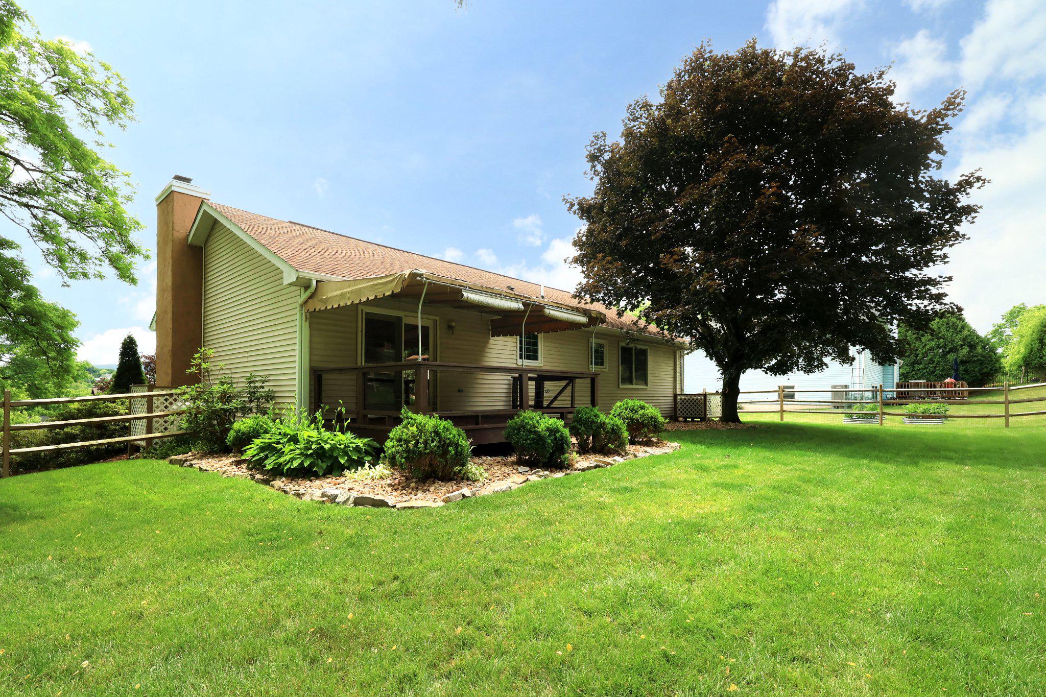 CENTRE HILLS VILLAGE - Residential