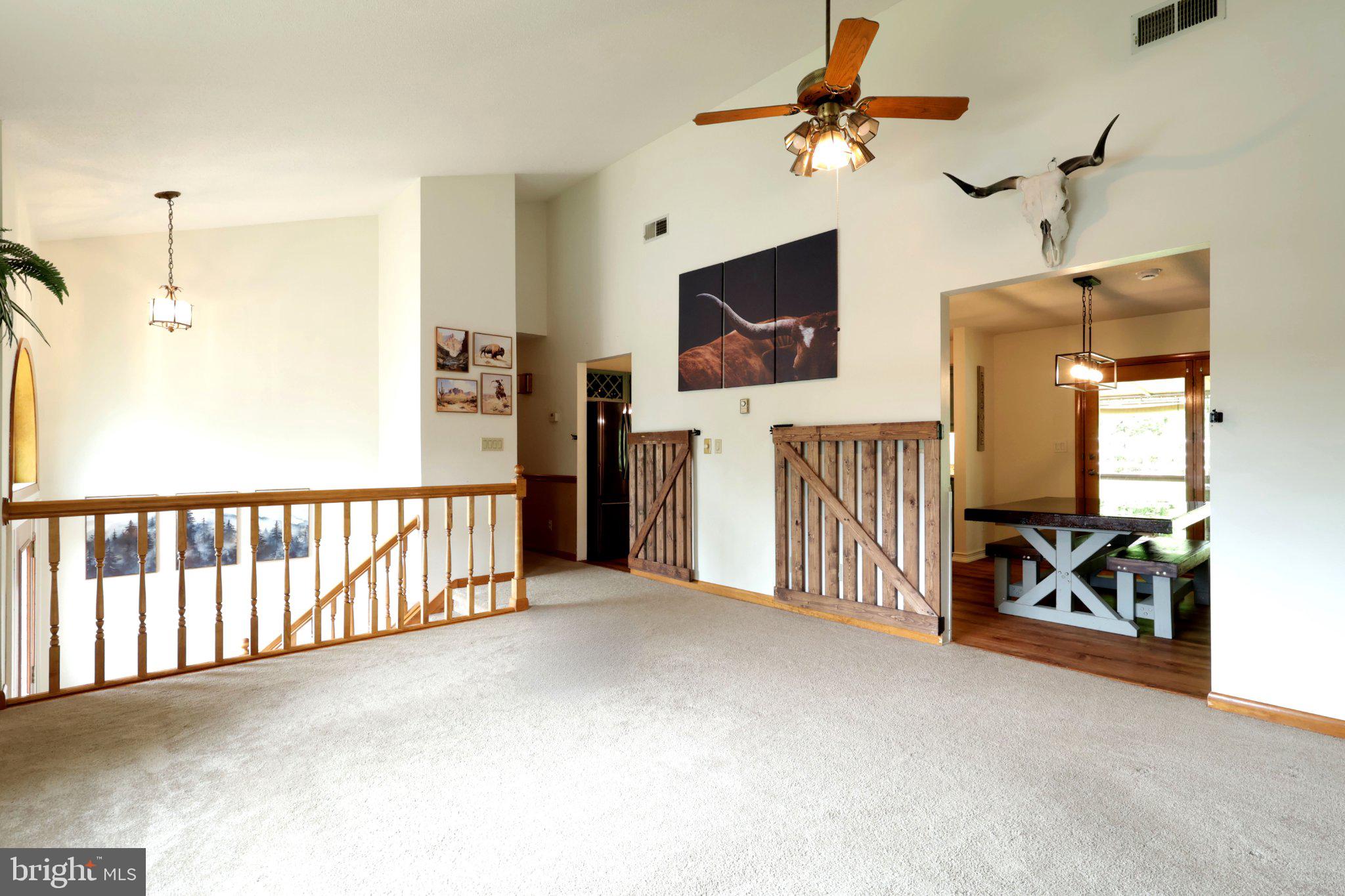 CENTRE HILLS VILLAGE - Residential